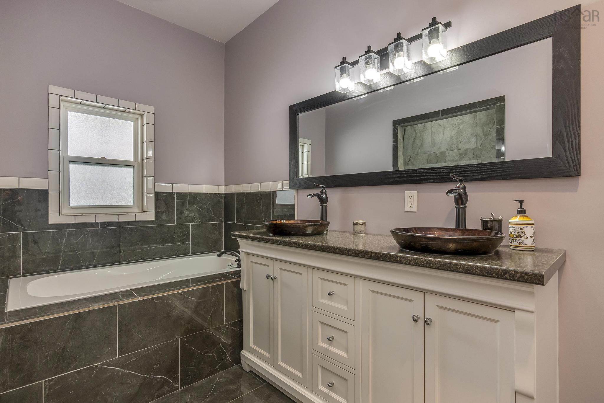 $799,000.00: 237 Inglisville Road, West Inglisville