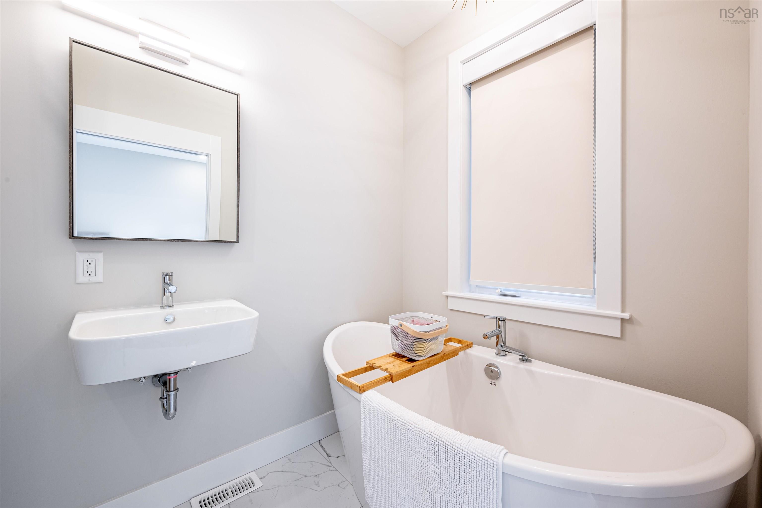 51 Helen Creighton, Bedford, NS (MLS 202609491)