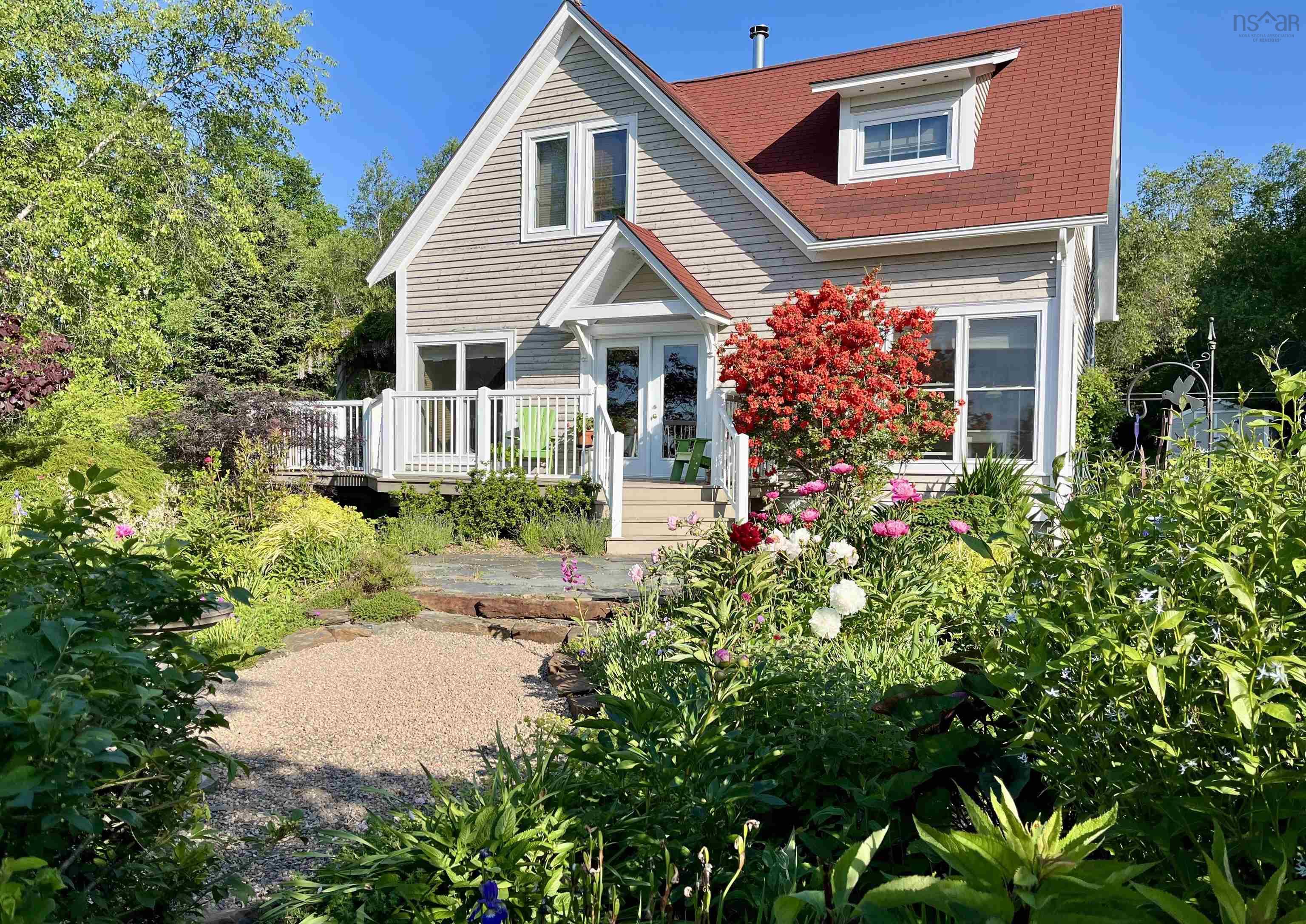 $849,900.00: 11 Second Peninsula Road, Deans Corner