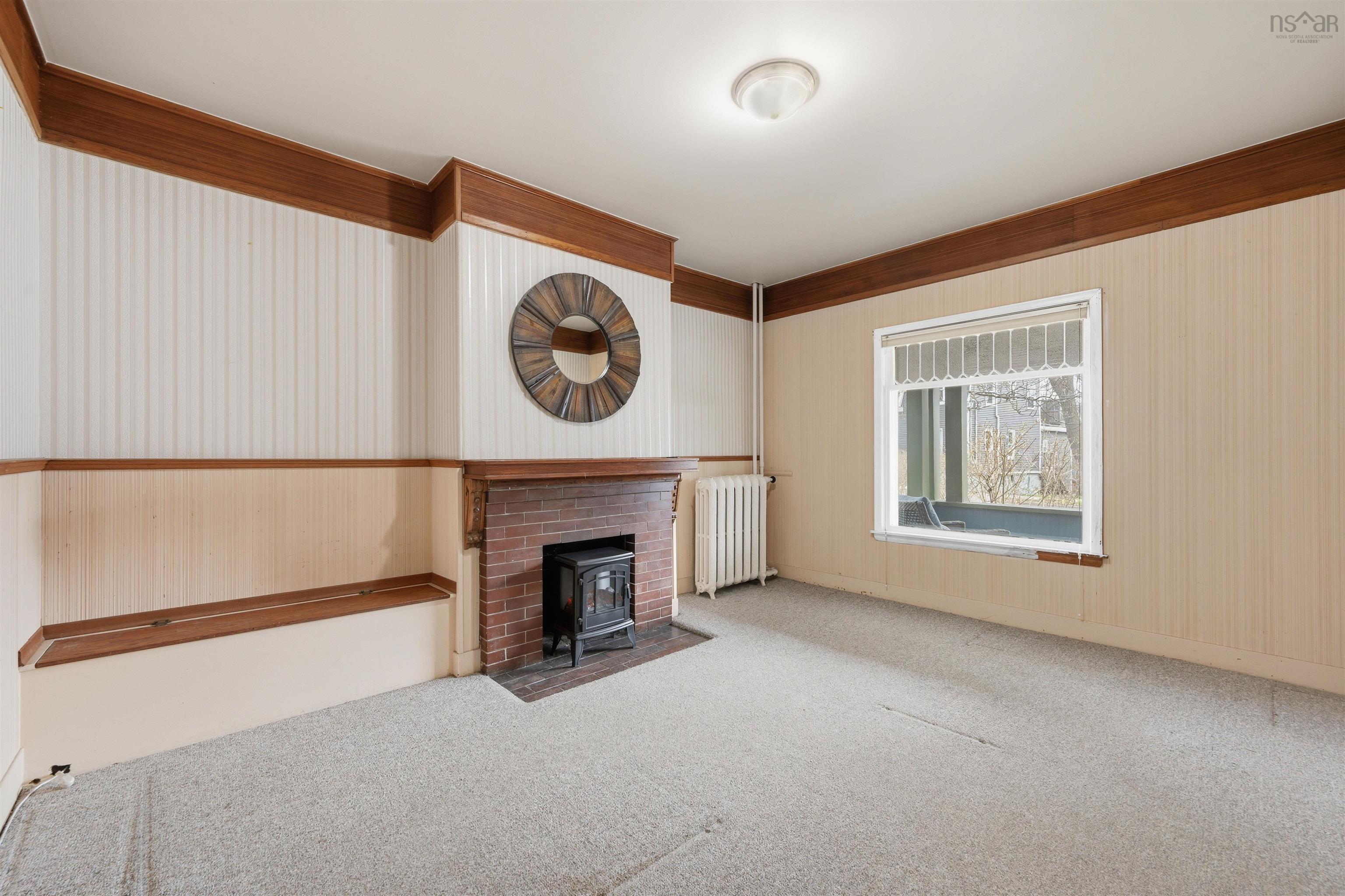 $799,900.00: 271 A&B Portland Street, Dartmouth