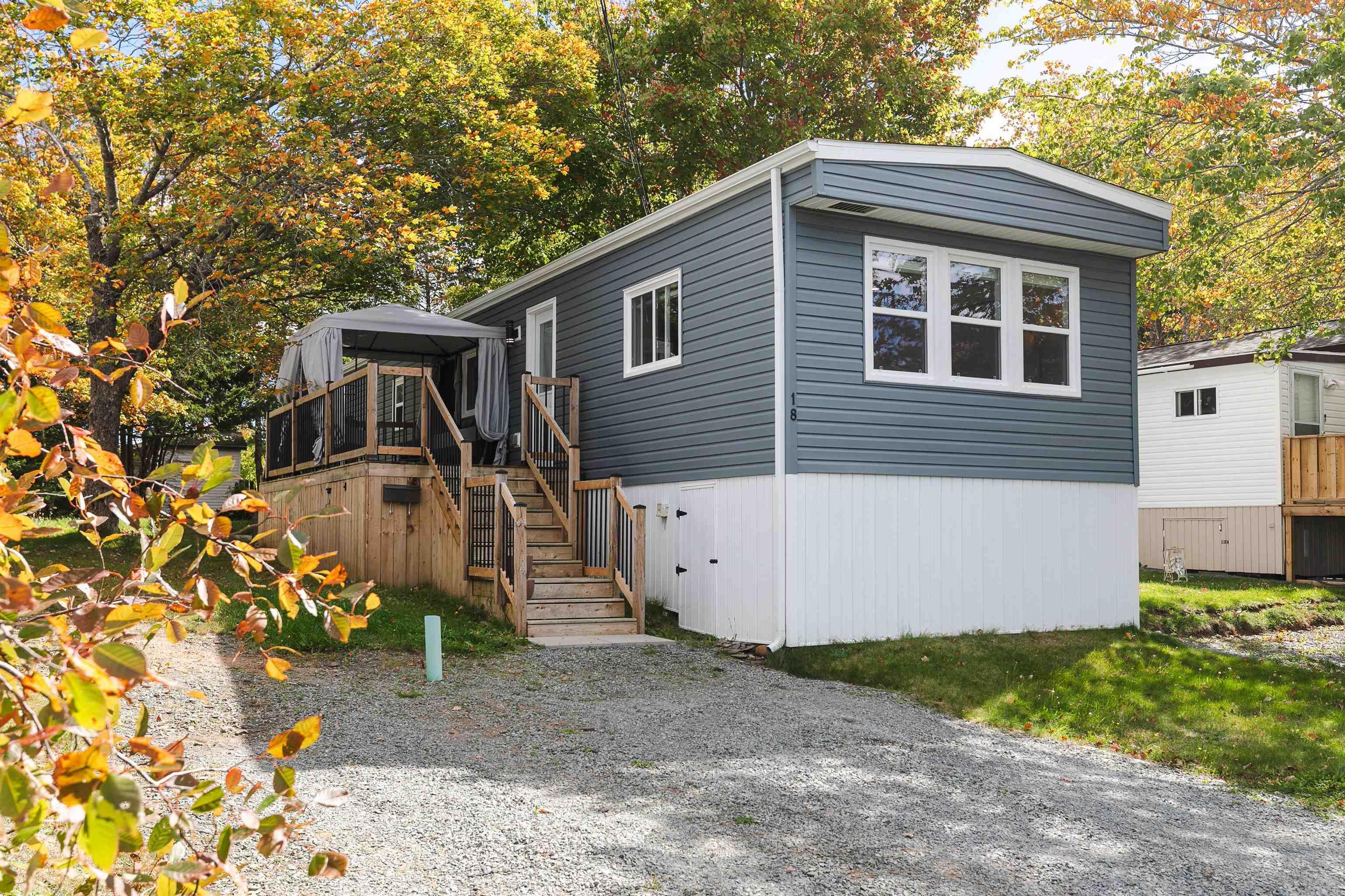 $265,000.00: 18 Commodore Avenue, Middle Sackville
