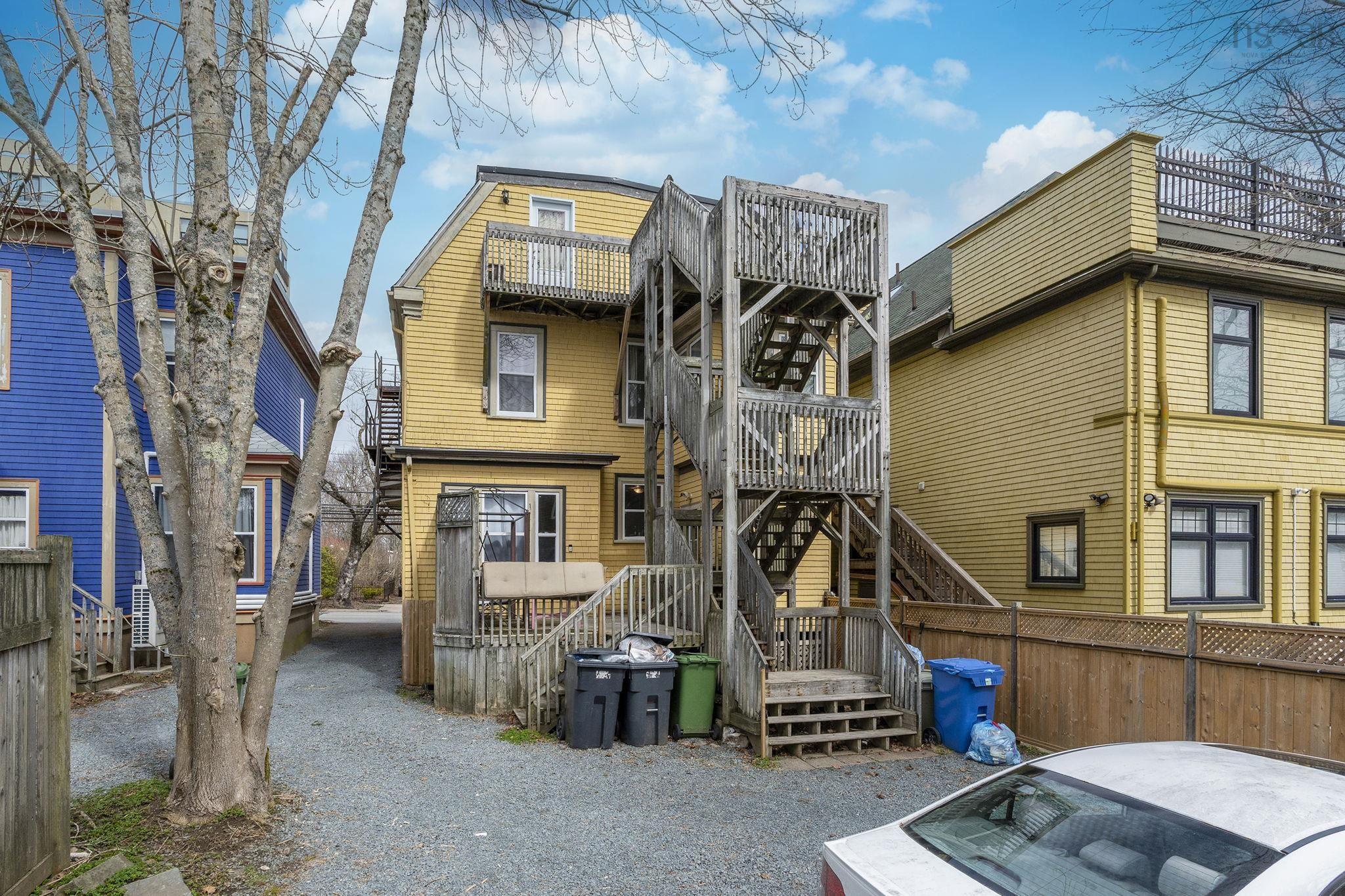 $1,590,000.00: 6090 Coburg Road, Halifax