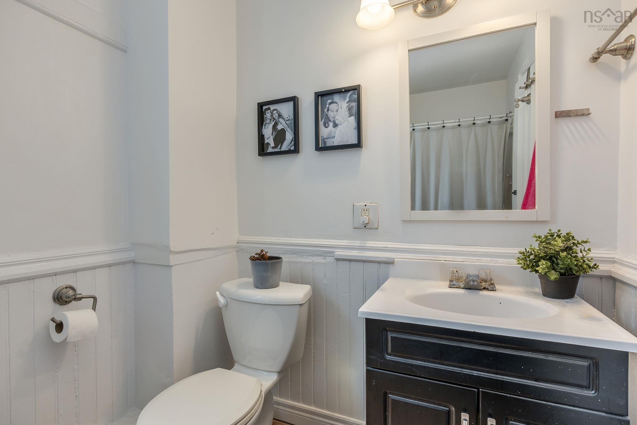 $1,590,000.00: 6090 Coburg Road, Halifax