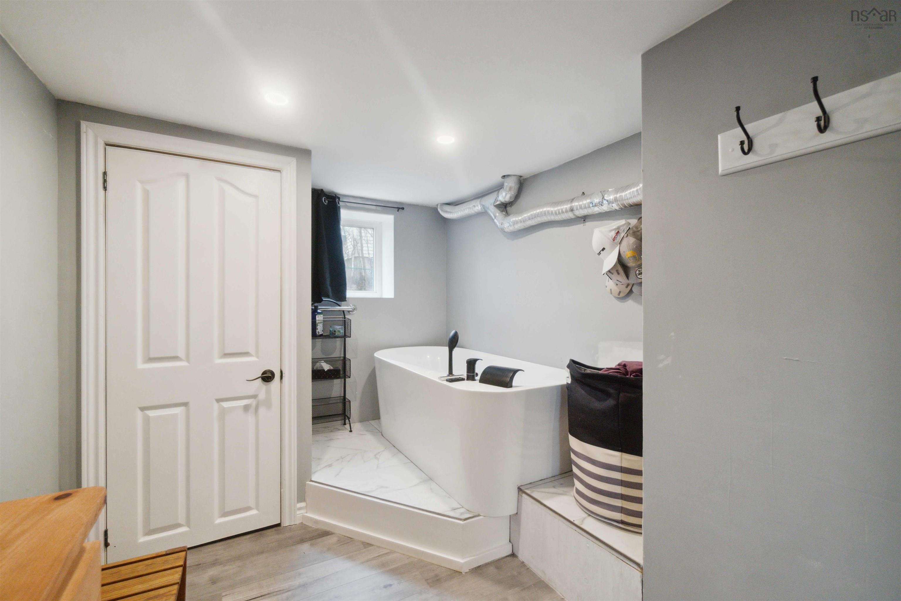$939,900.00: 2793 Connolly Street, Halifax