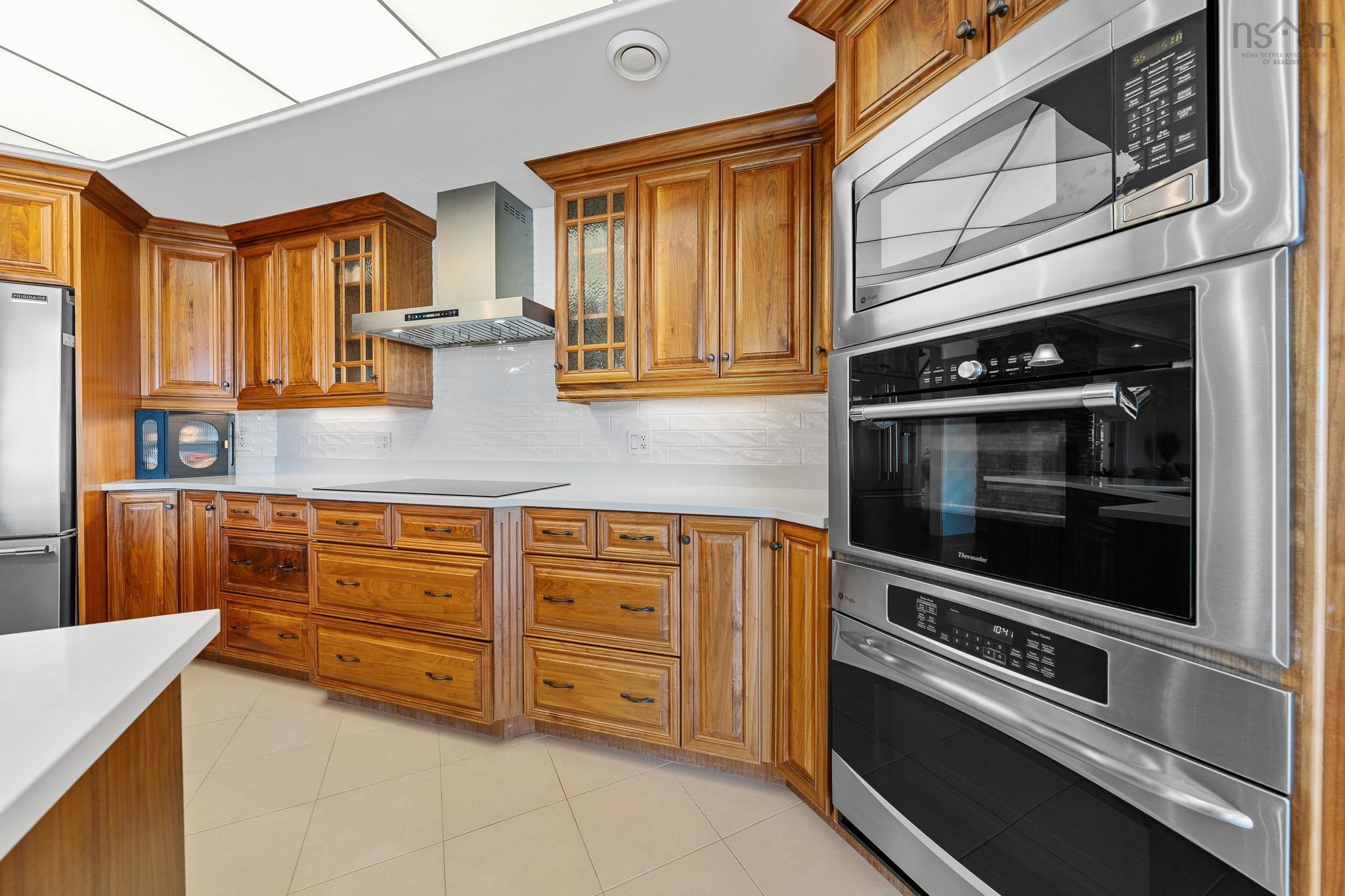 $2,499,500.00: 444 Piggott Avenue, Fall River