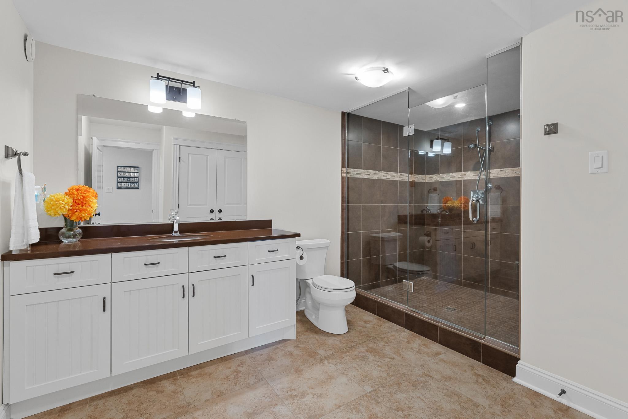 $2,499,500.00: 444 Piggott Avenue, Fall River