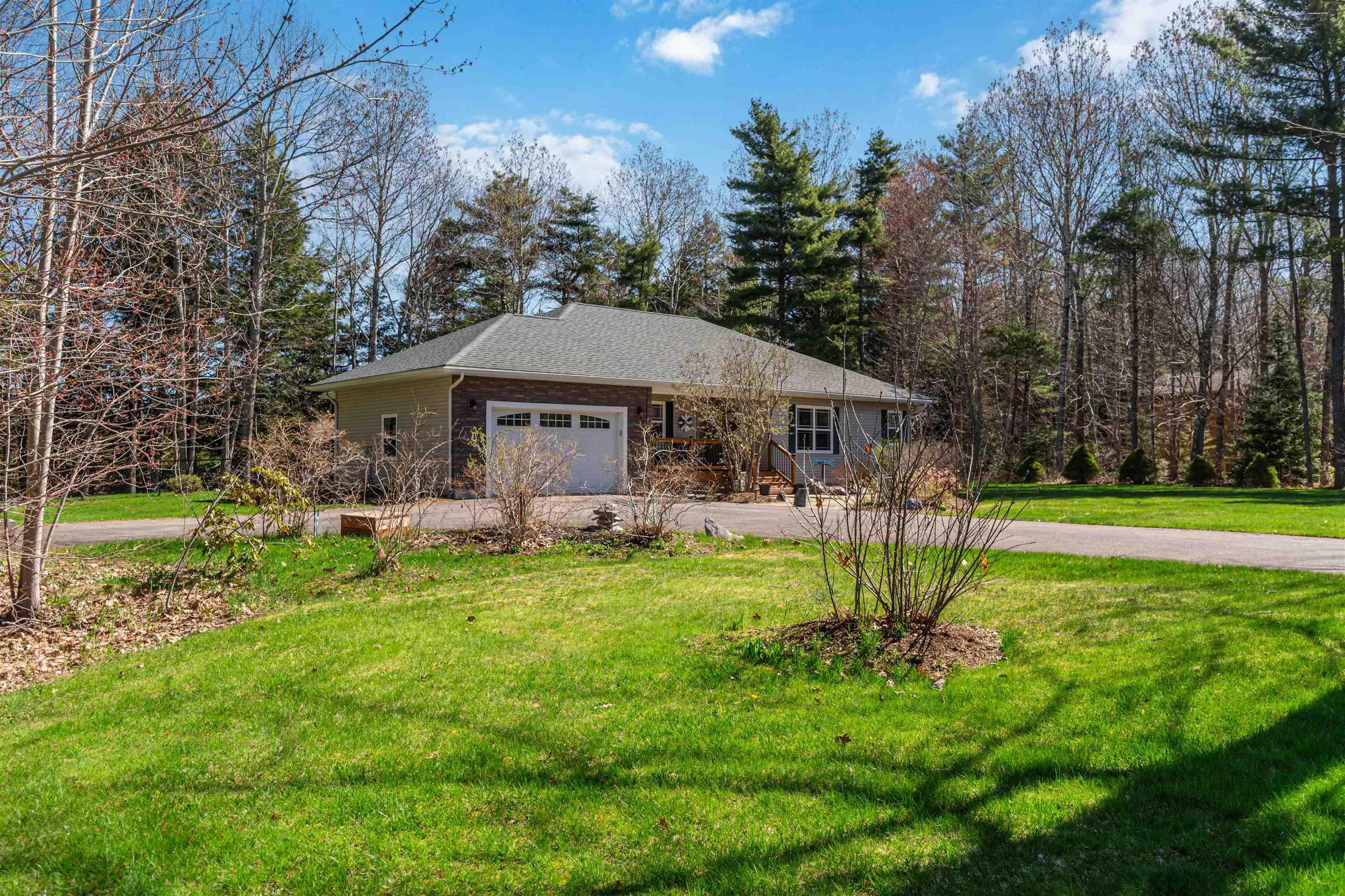 $655,000.00: 102 Dr Lewis Johnston Street, South Farmington