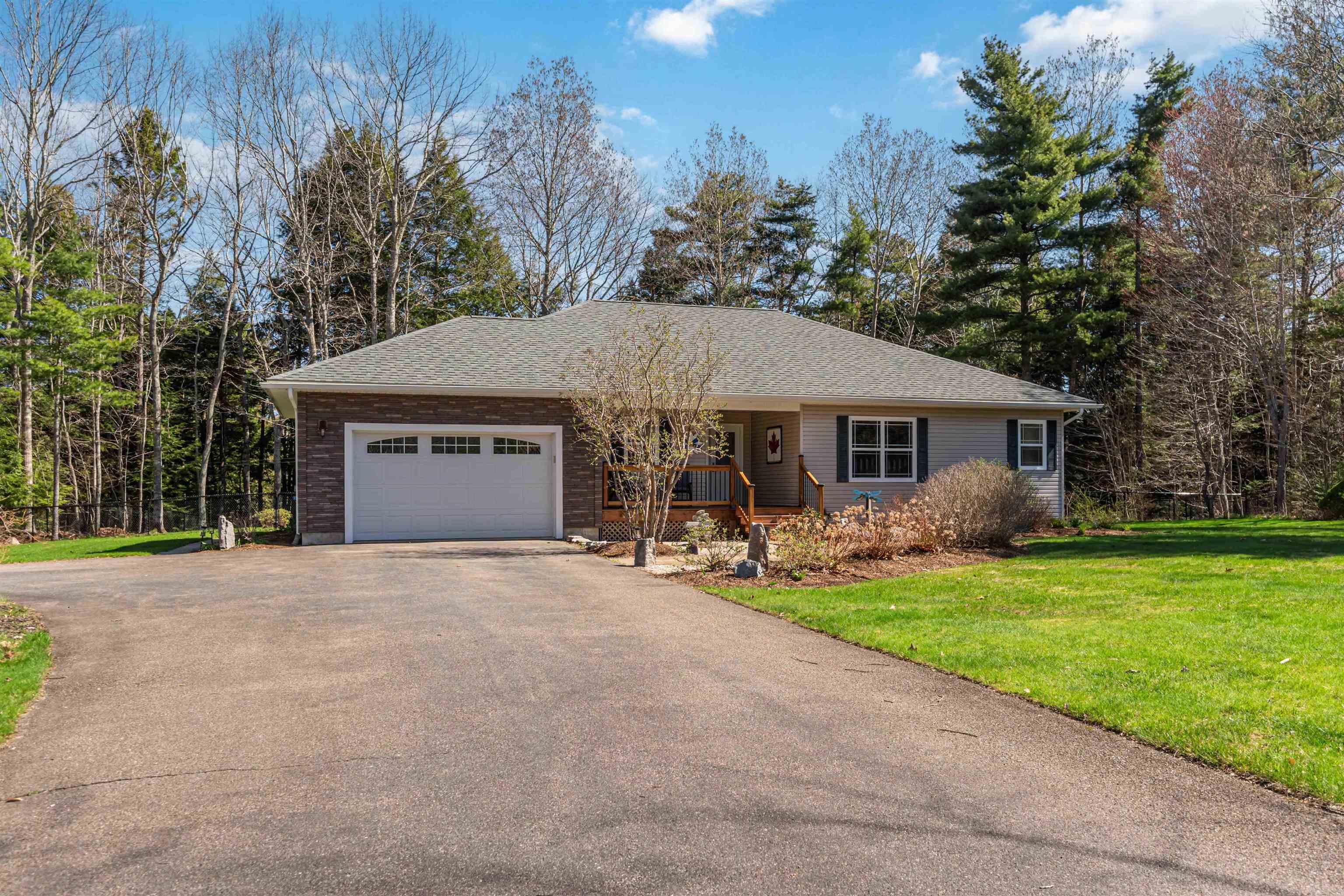 $655,000.00: 102 Dr Lewis Johnston Street, South Farmington