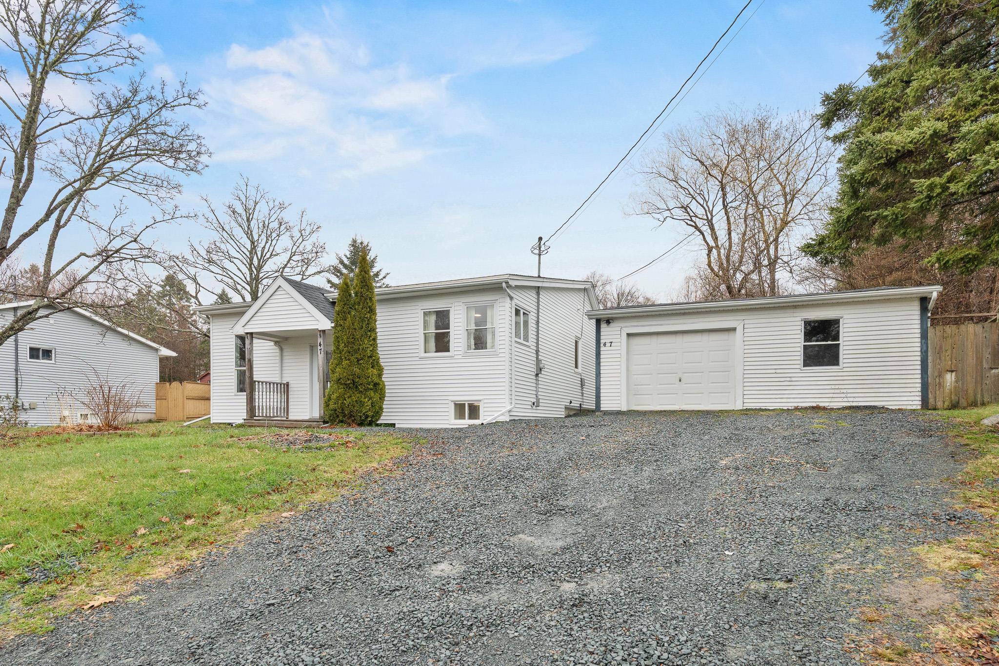 47 Hillcrest Avenue, Lower Sackville, NS (MLS® 202609515) | Lower Sackville Real Estate | RE/MAX Halifax