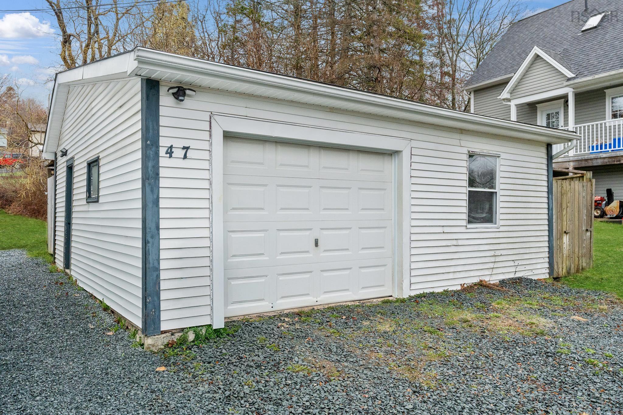 47 Hillcrest Avenue, Lower Sackville, NS (MLS 202609515)