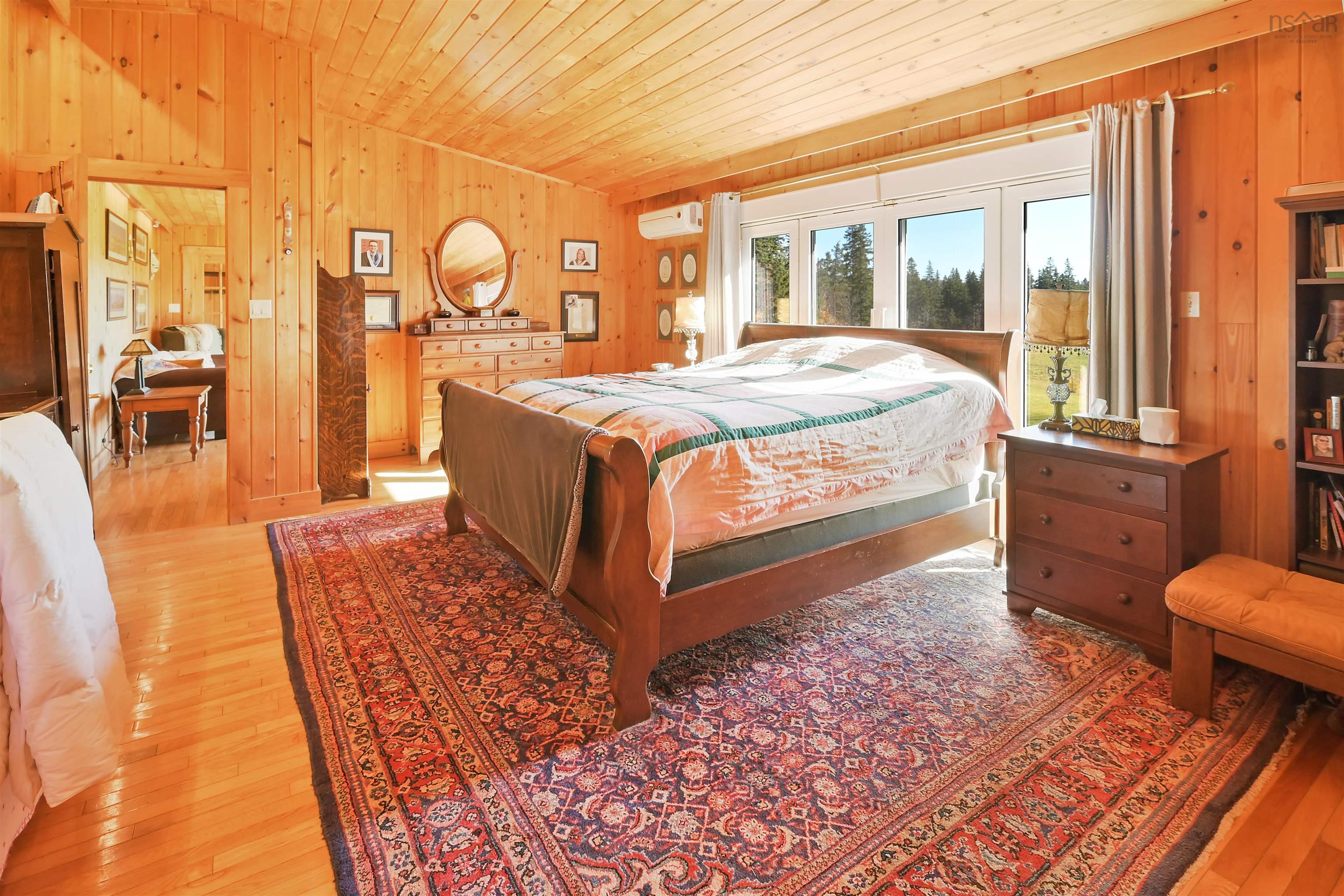 $899,900.00: 2639 Cabot Trail, Middle River