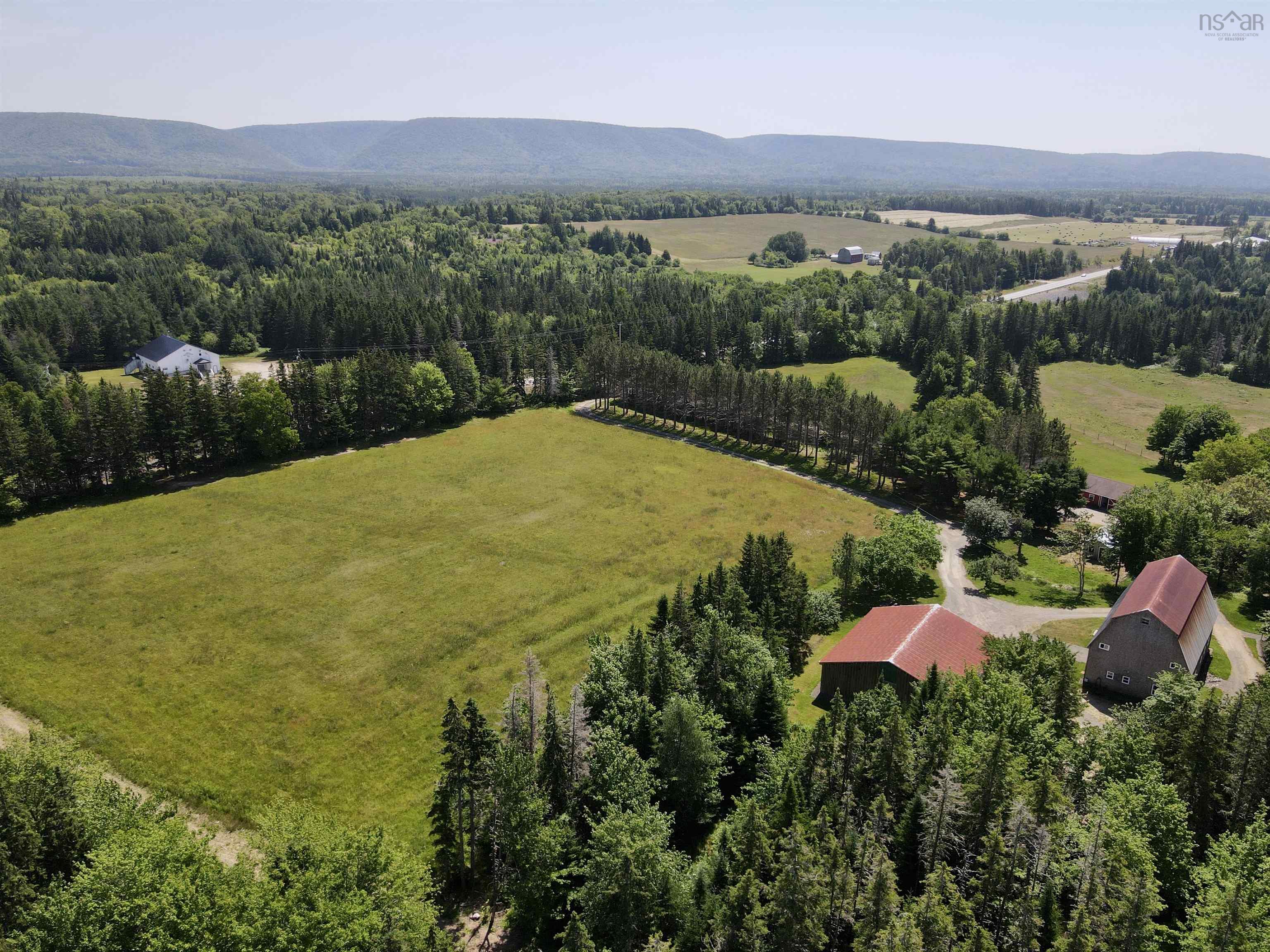 $899,900.00: 2639 Cabot Trail, Middle River