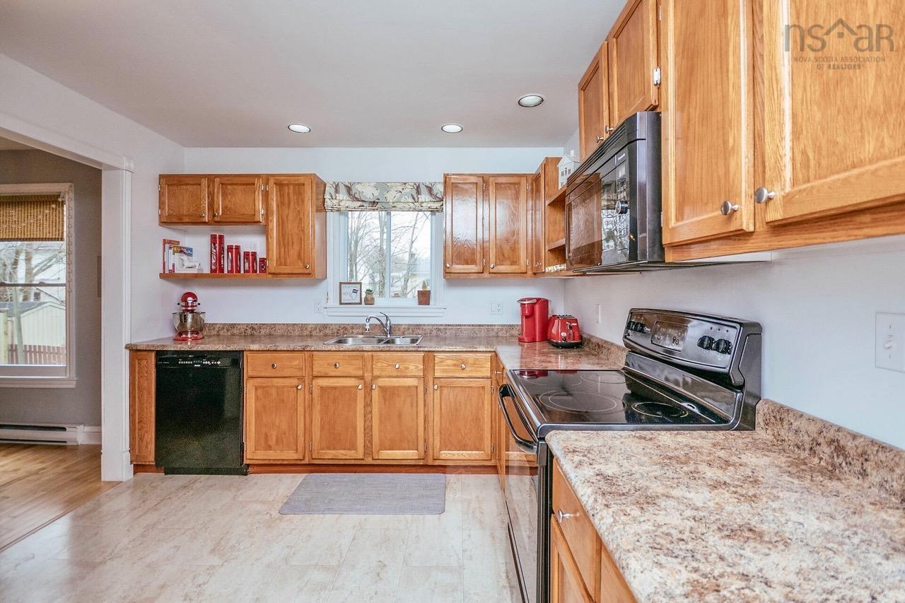 24 Oakwood Court, Dartmouth, NS (MLS 202609531)