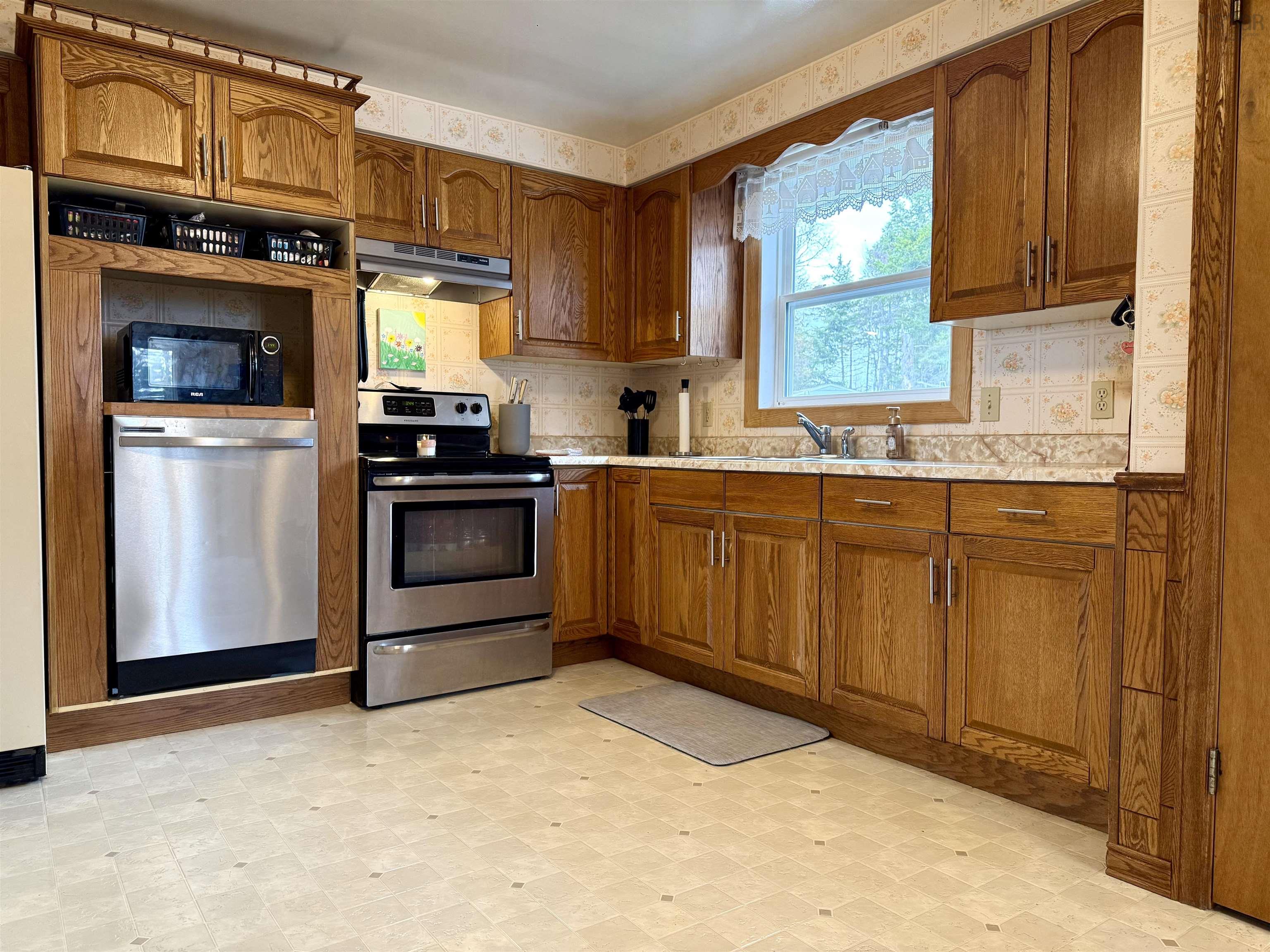 $339,900.00: 122 John Black Road, Amherst