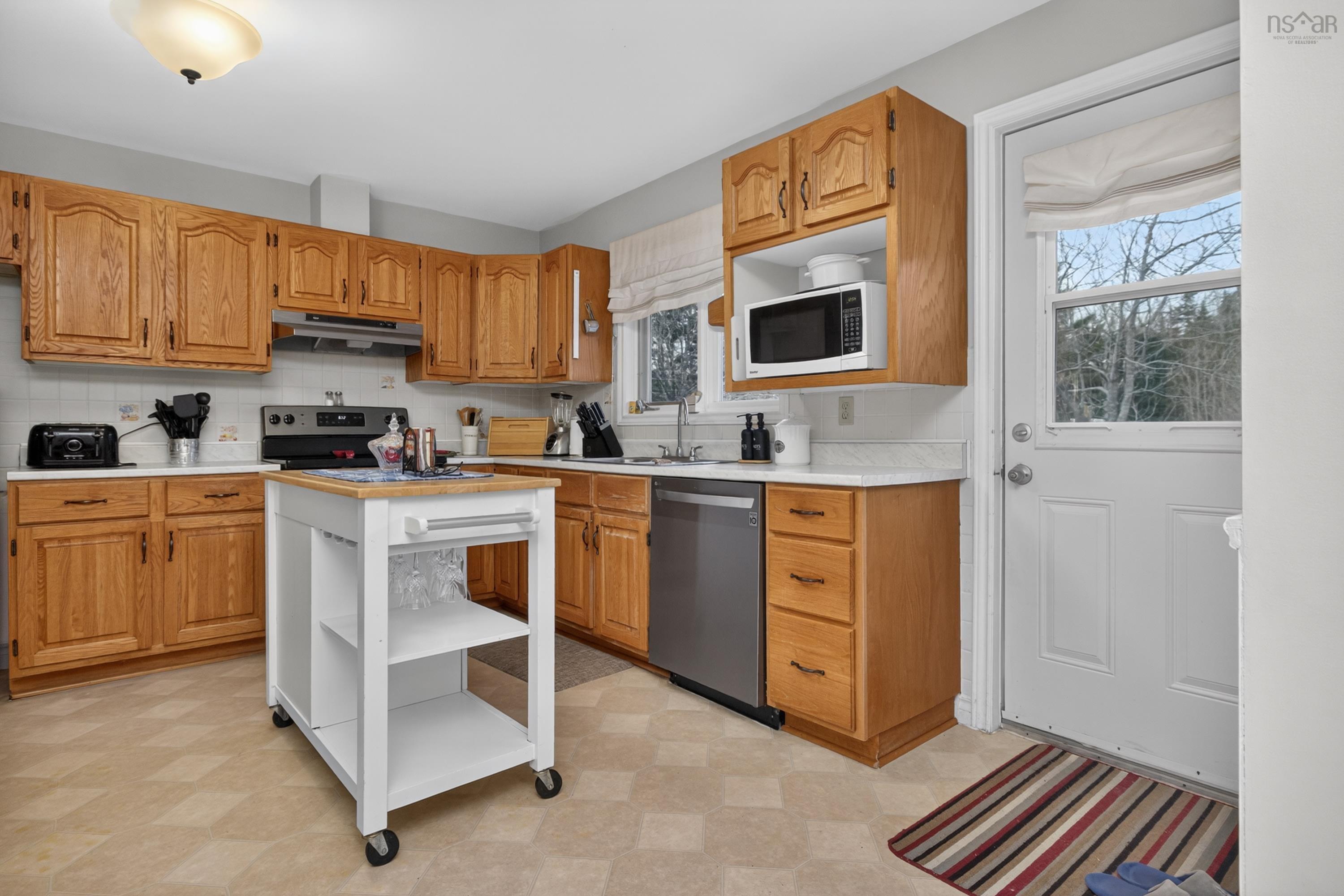 8 Atlantic View Drive, Lawrencetown, NS (MLS 202609534)