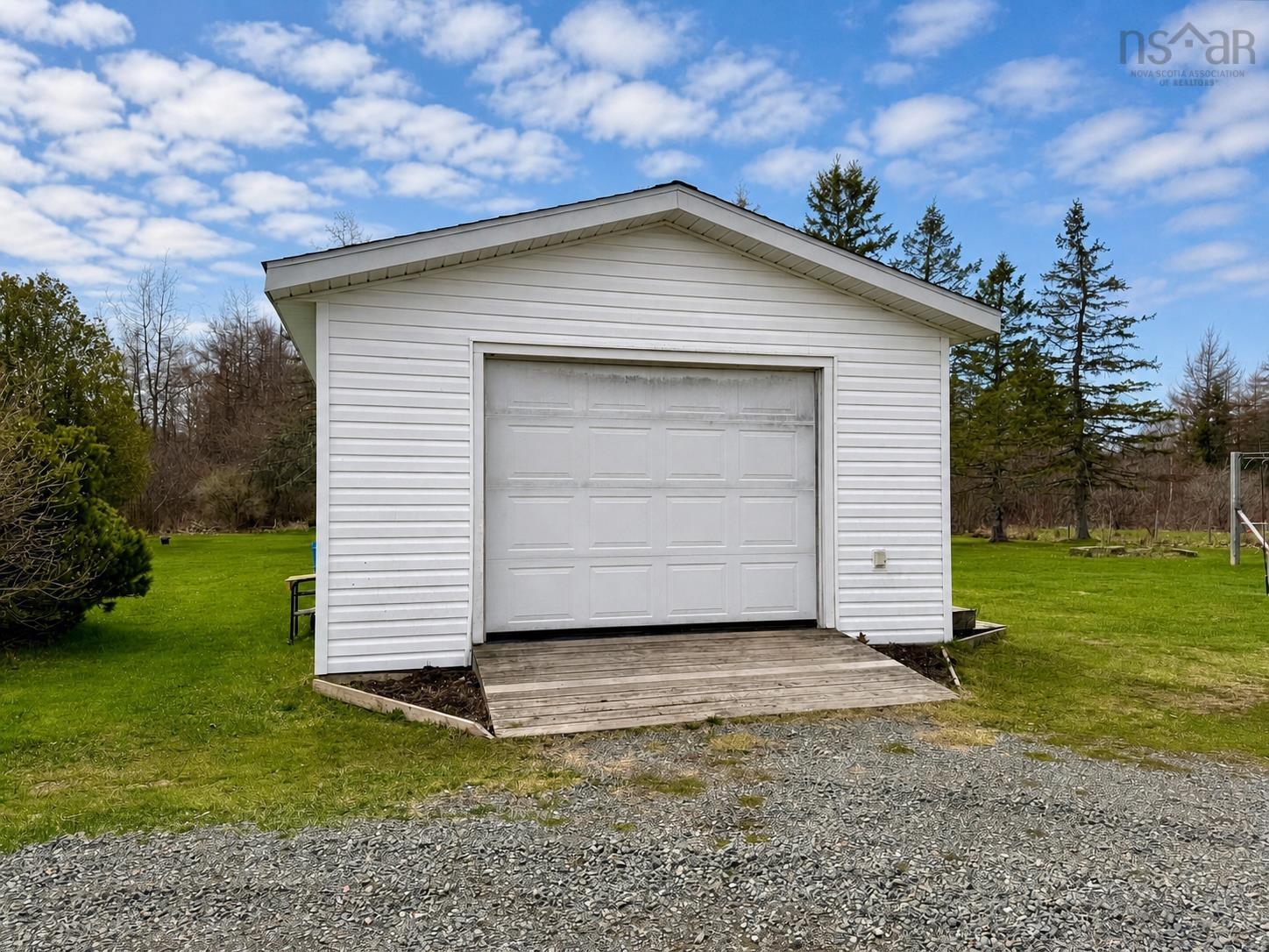 $279,900.00: 1684 242 Highway, River Hebert