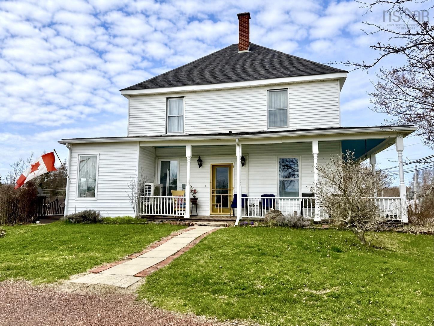 $279,900.00: 1684 242 Highway, River Hebert