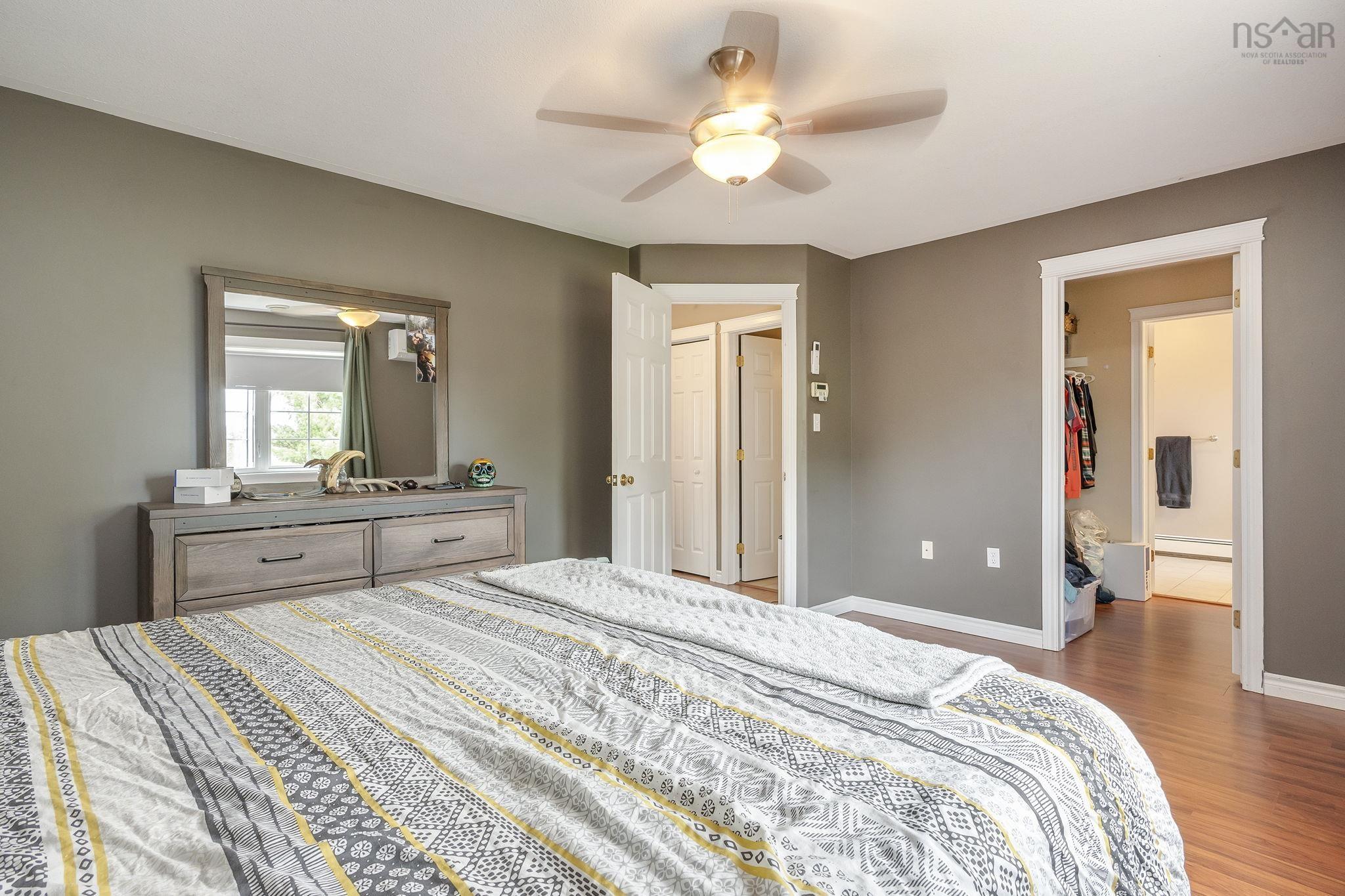 $519,900.00: 1835 Acadia Drive, Kingston