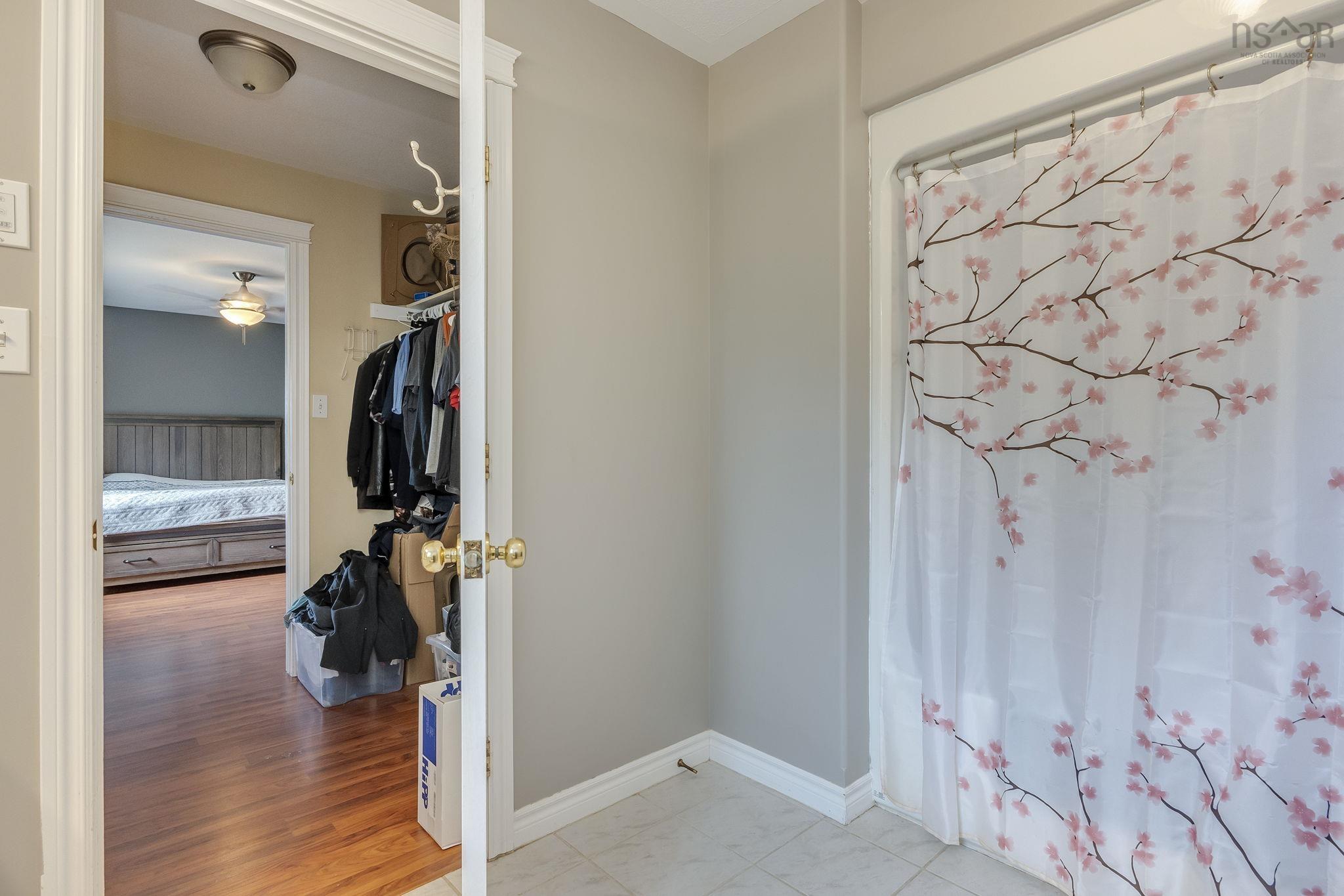 $519,900.00: 1835 Acadia Drive, Kingston