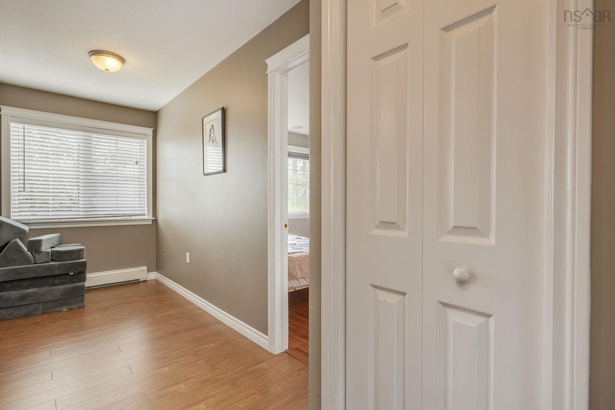 $519,900.00: 1835 Acadia Drive, Kingston