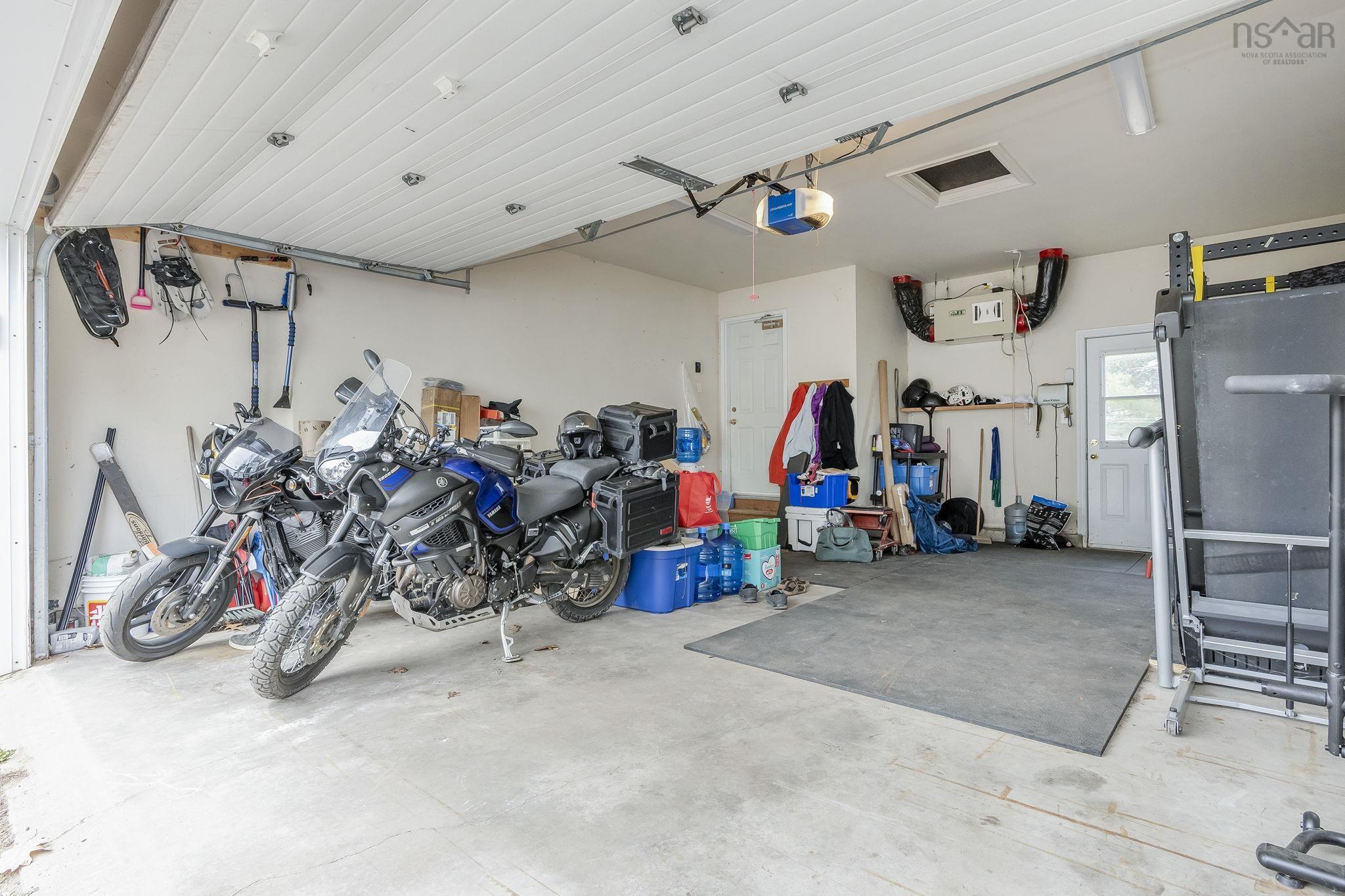 $519,900.00: 1835 Acadia Drive, Kingston