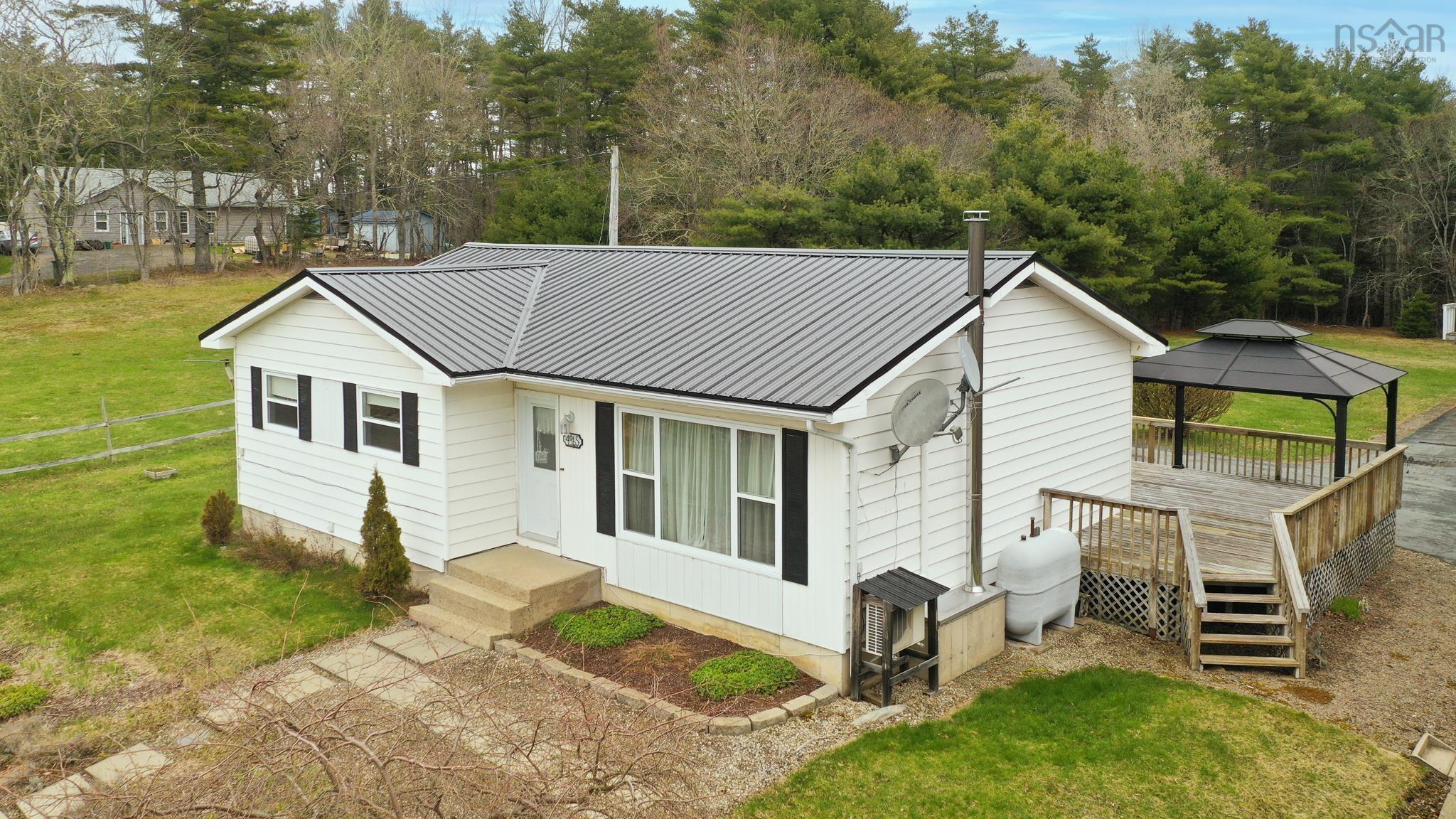 $399,000.00: 4965 Highway 210, Greenfield