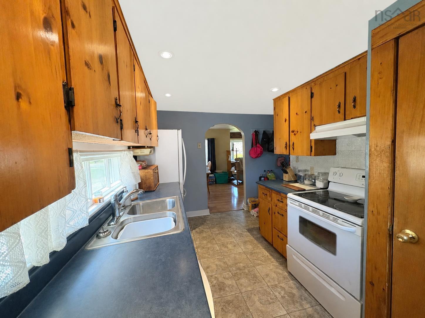 $385,000.00: 1790 Highway 359, Centreville