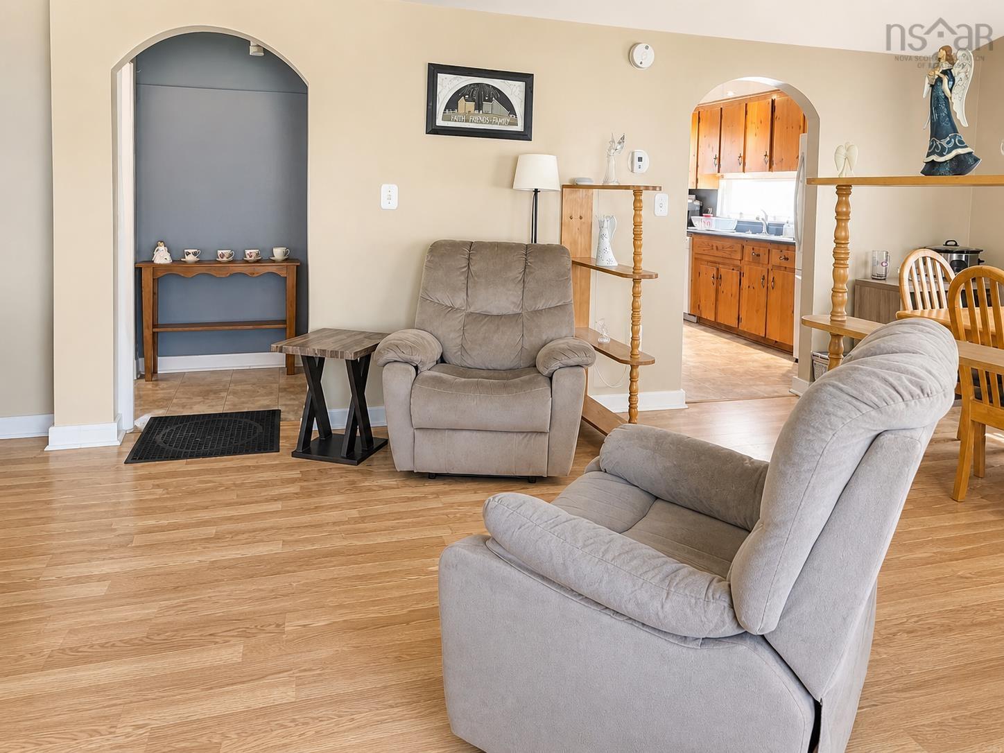 $385,000.00: 1790 Highway 359, Centreville