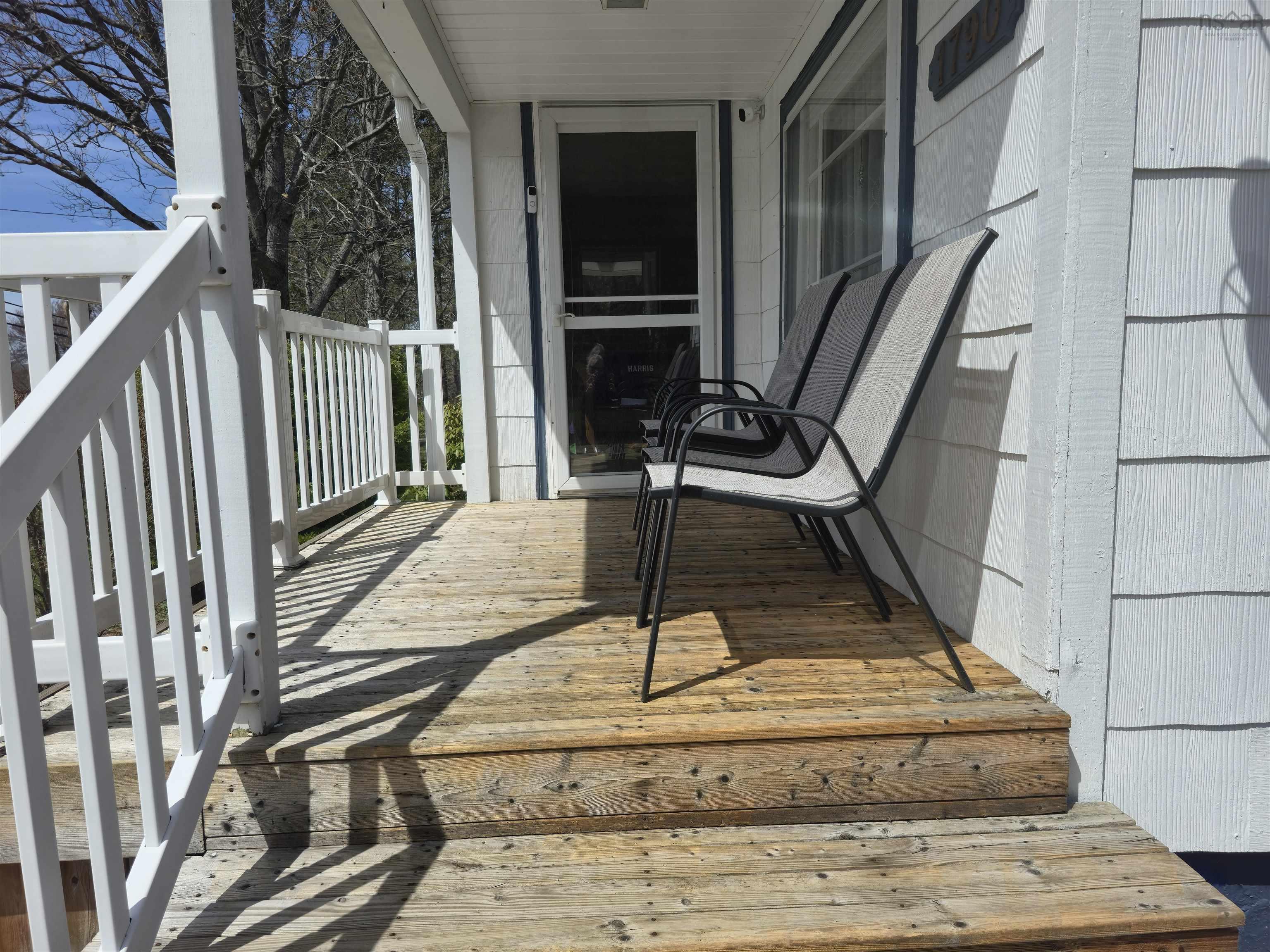 $385,000.00: 1790 Highway 359, Centreville