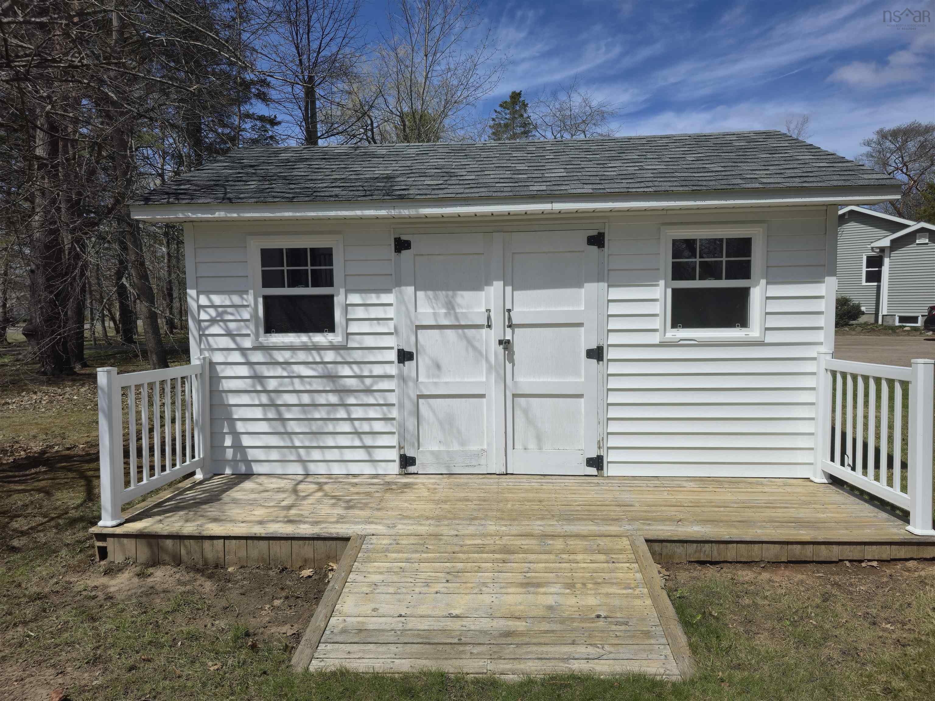 $385,000.00: 1790 Highway 359, Centreville