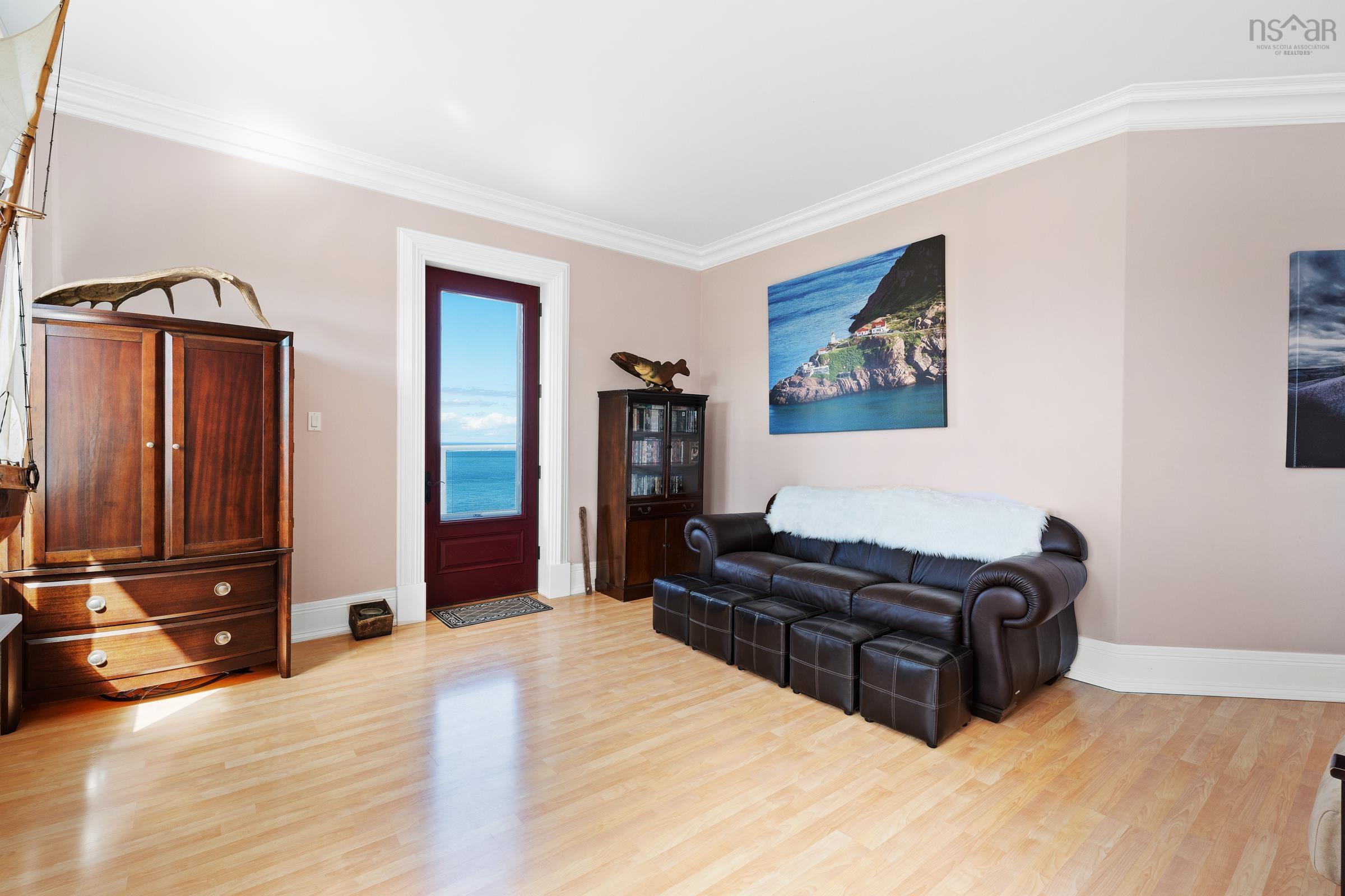 $1,899,900.00: 1820 Culloden Road, Culloden