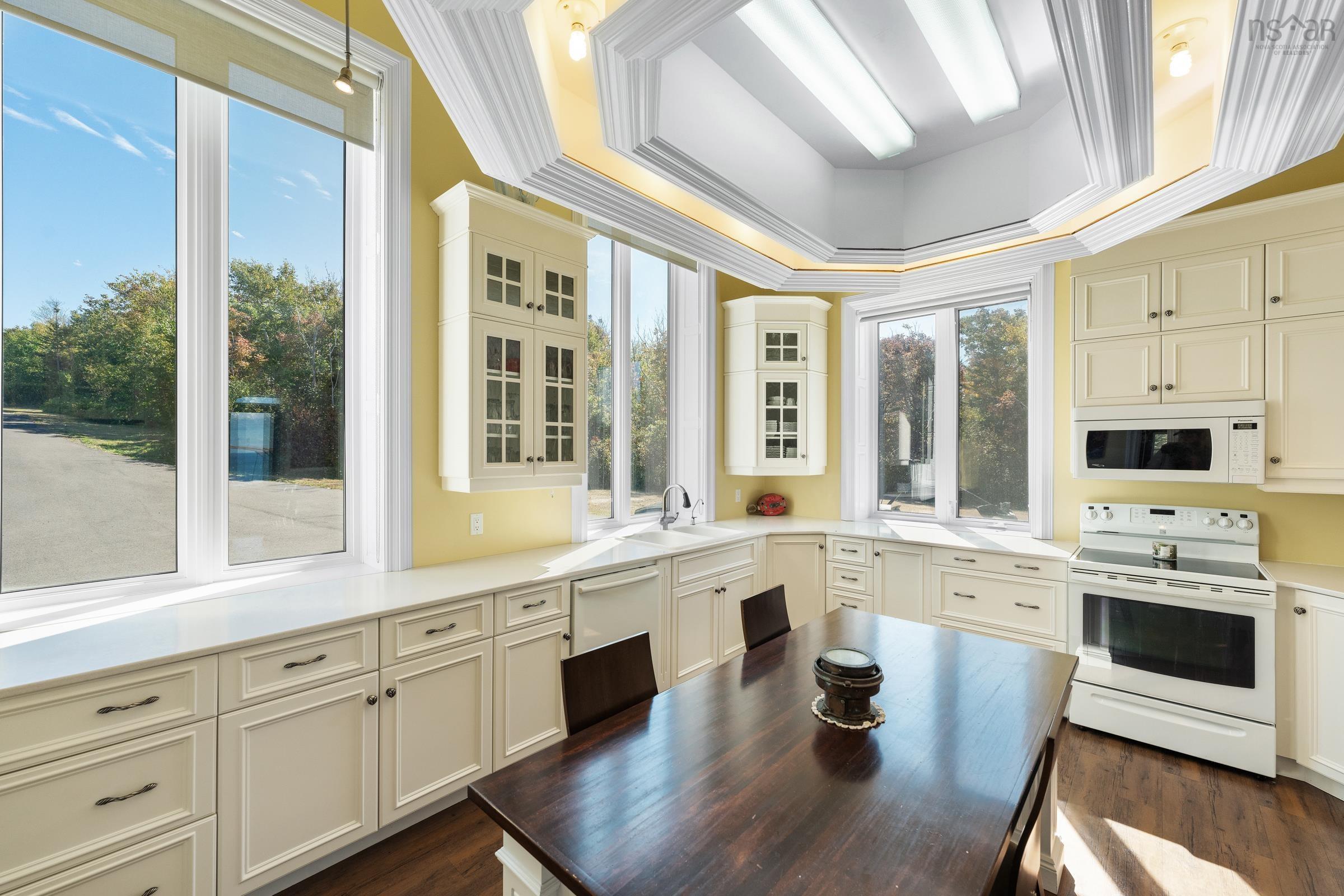 $1,899,900.00: 1820 Culloden Road, Culloden