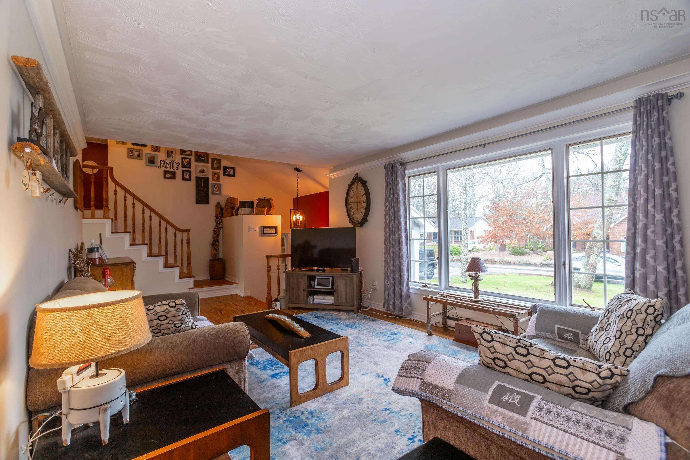$440,000.00: 14 Oakland Drive, Middleton