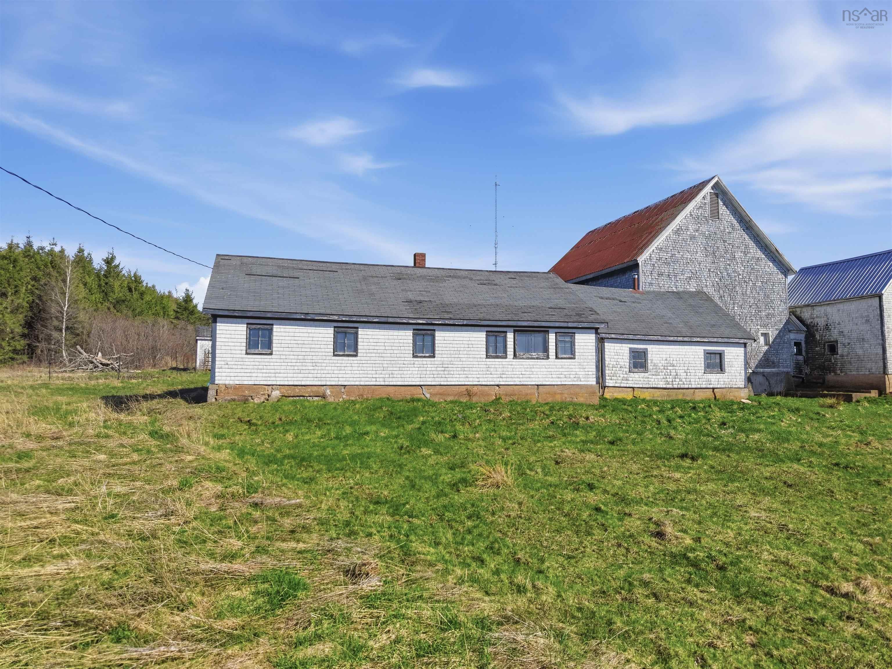 $499,000.00: 21077 Highway 2, Shubenacadie