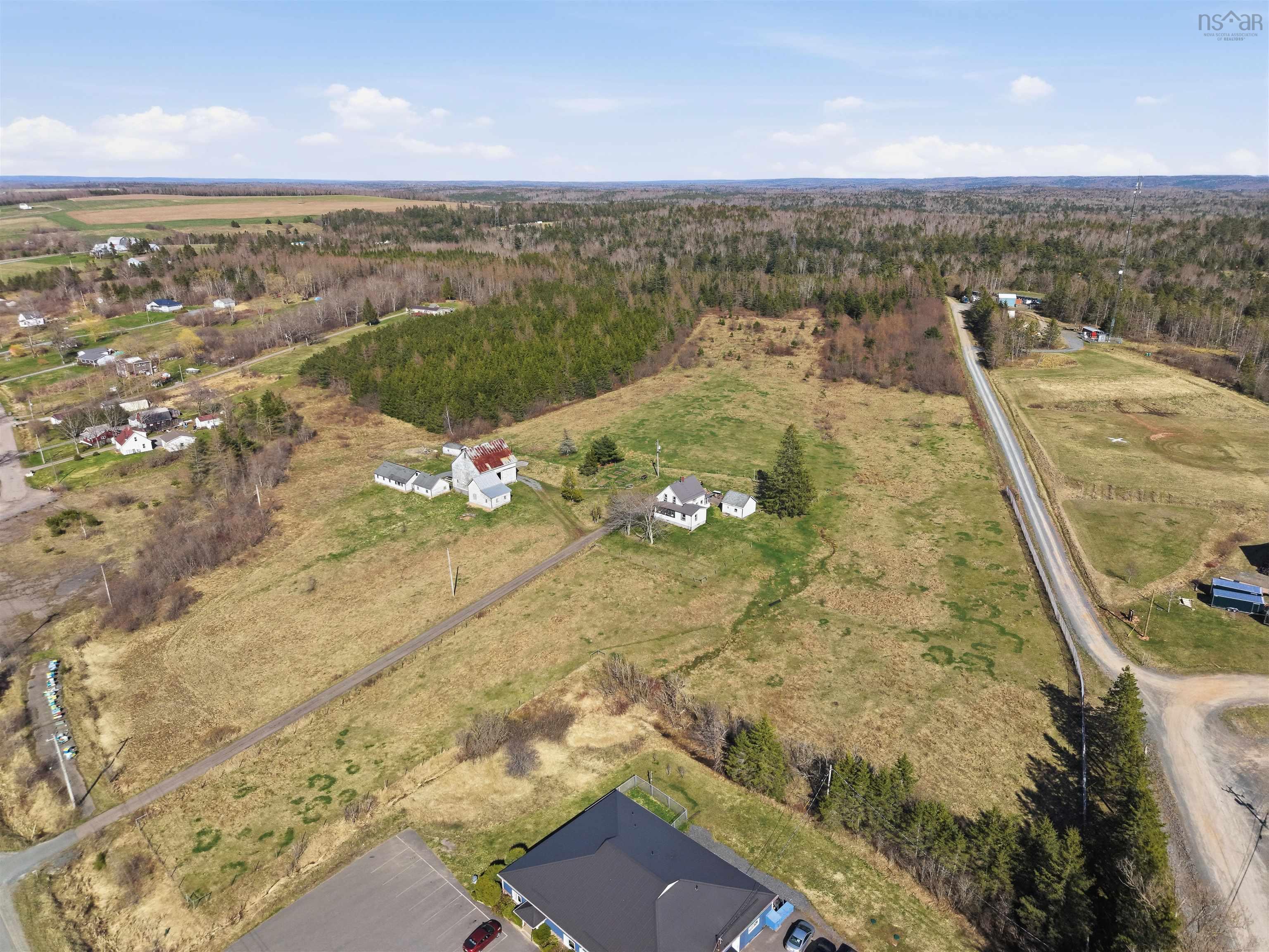 $499,000.00: 21077 Highway 2, Shubenacadie