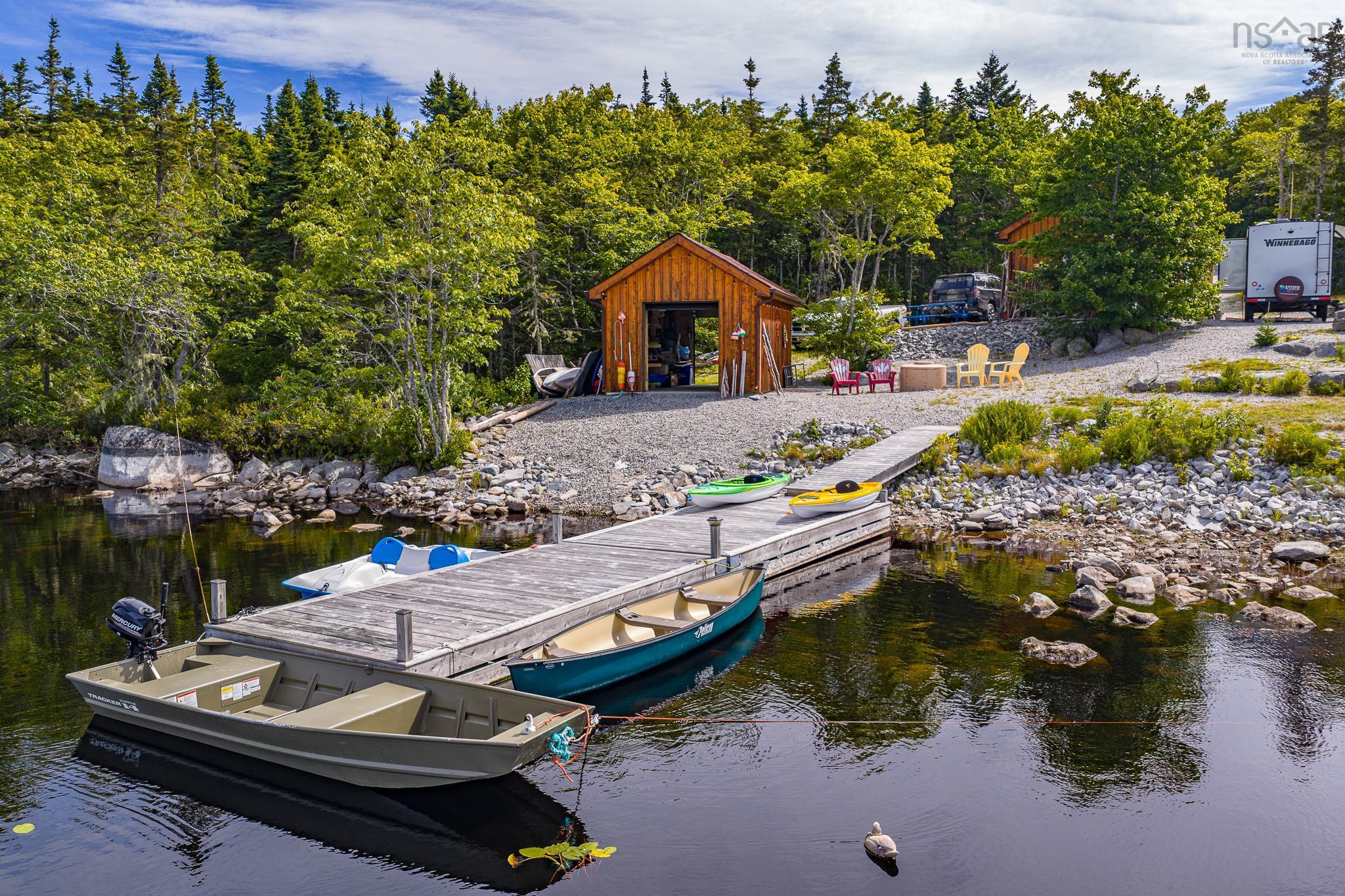 $649,999.00: 1749 McLeans Lake Road, Port L