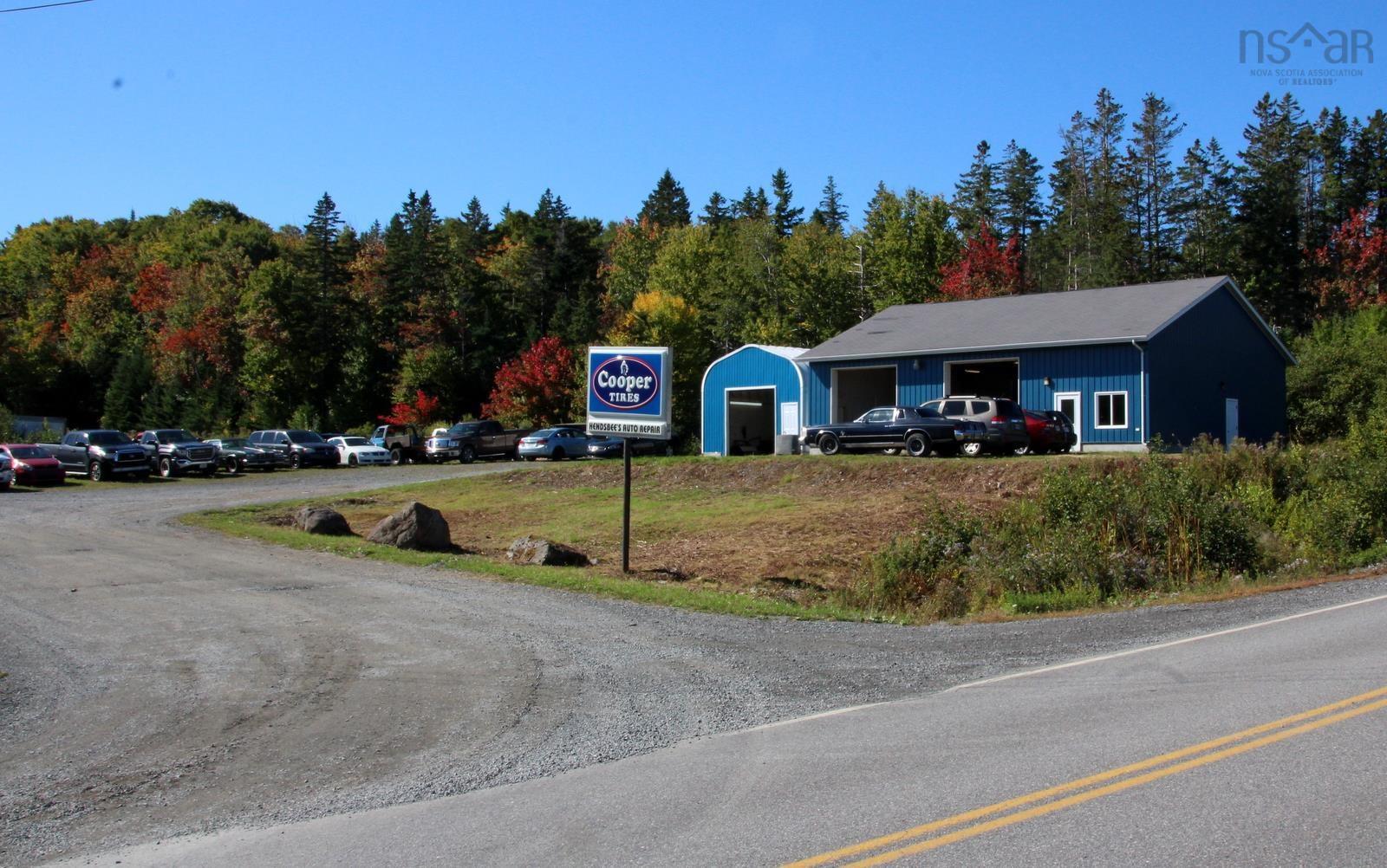 $349,900.00: 7756 Highway 276, Roachvale