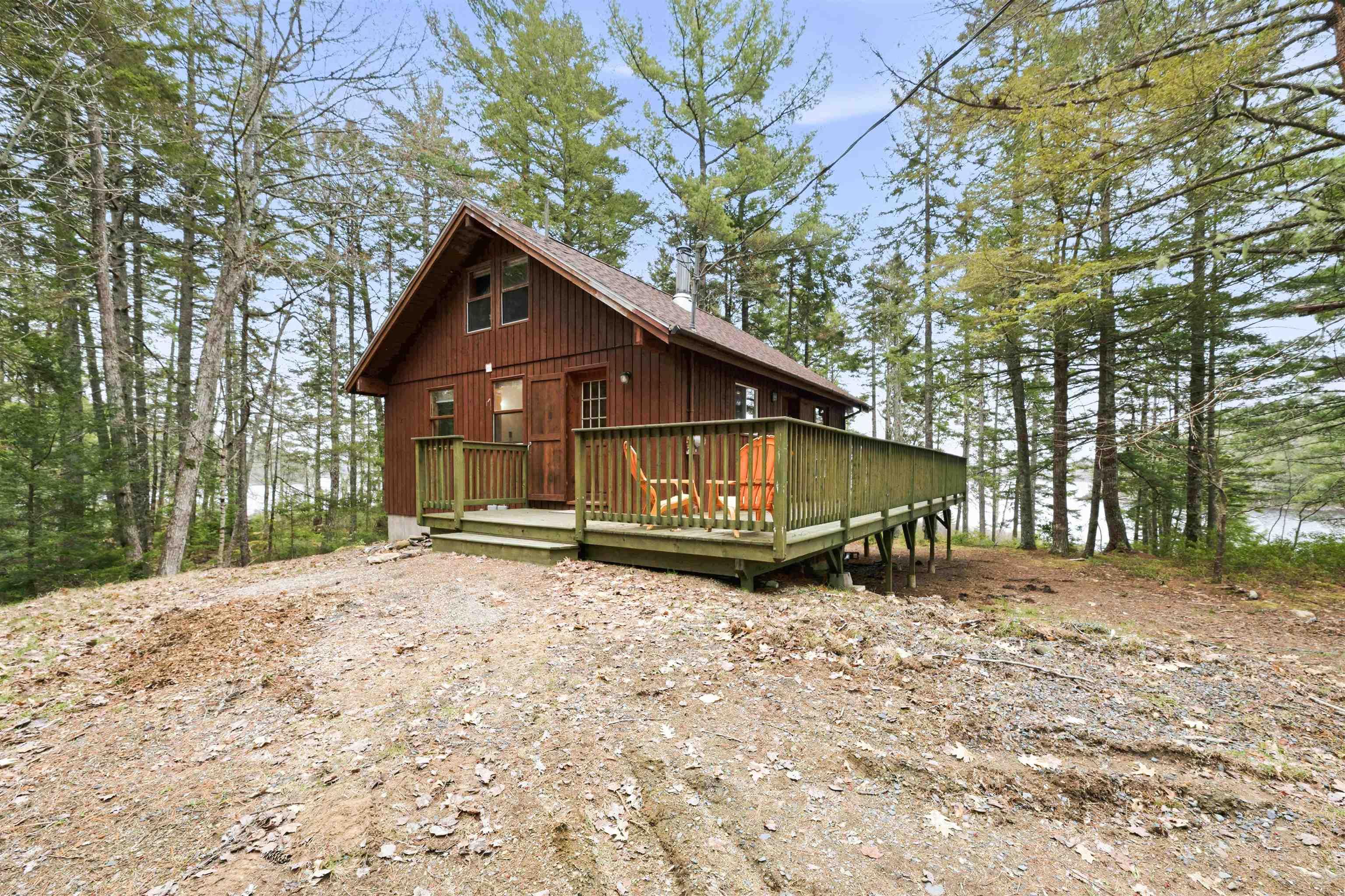 $395,000.00: 442 Narrows Road, Labelle