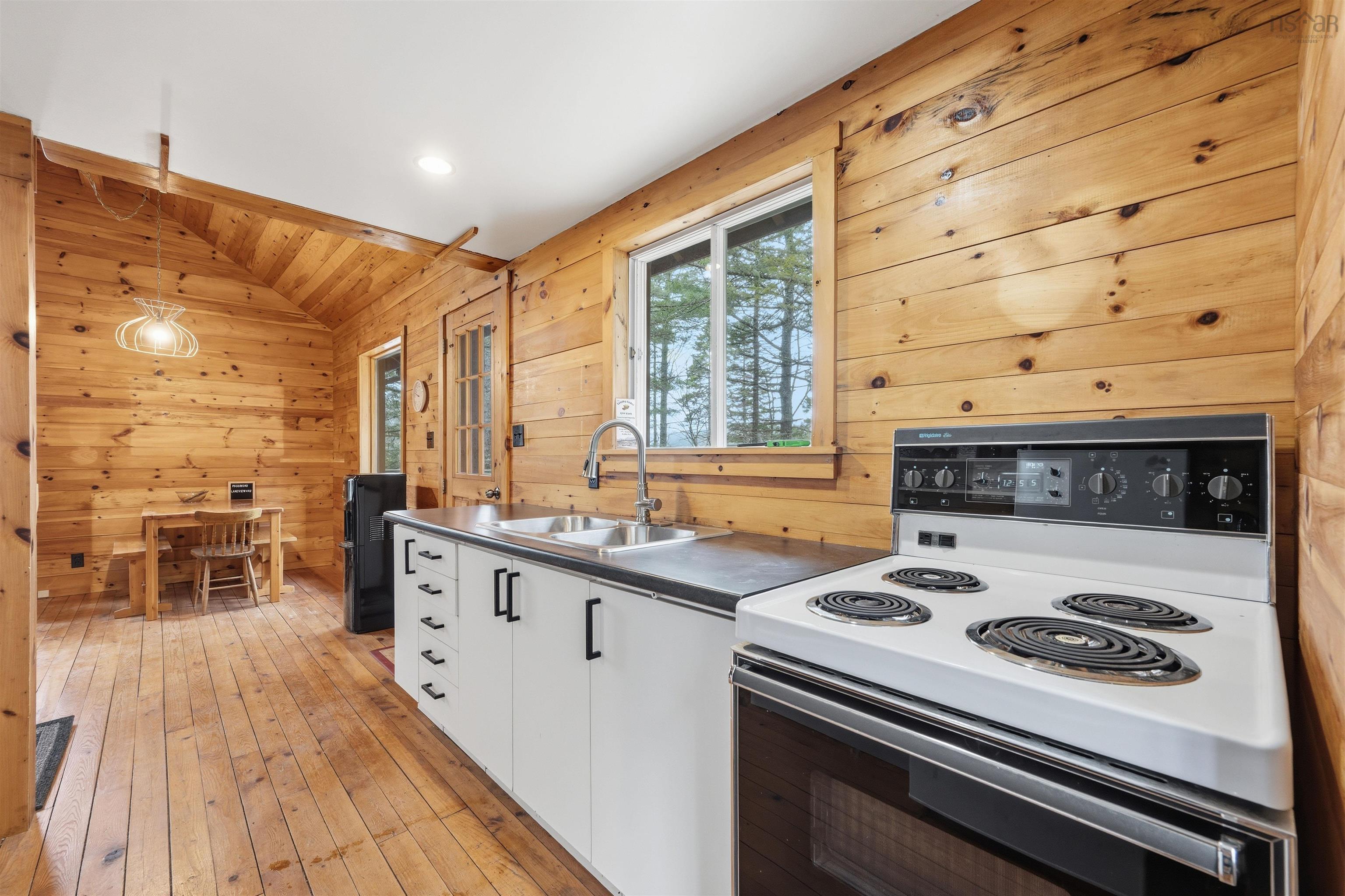 $395,000.00: 442 Narrows Road, Labelle