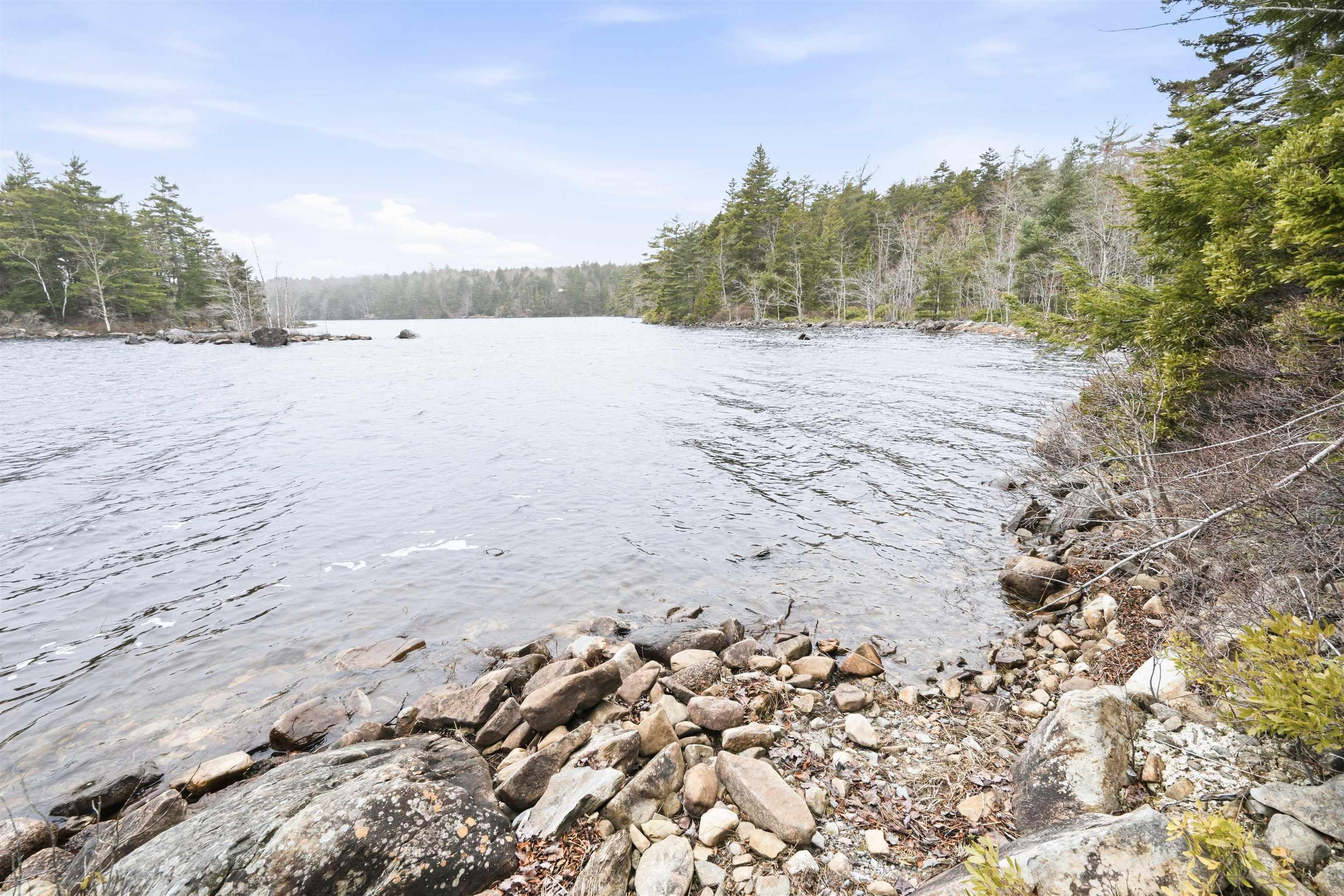 $395,000.00: 442 Narrows Road, Labelle