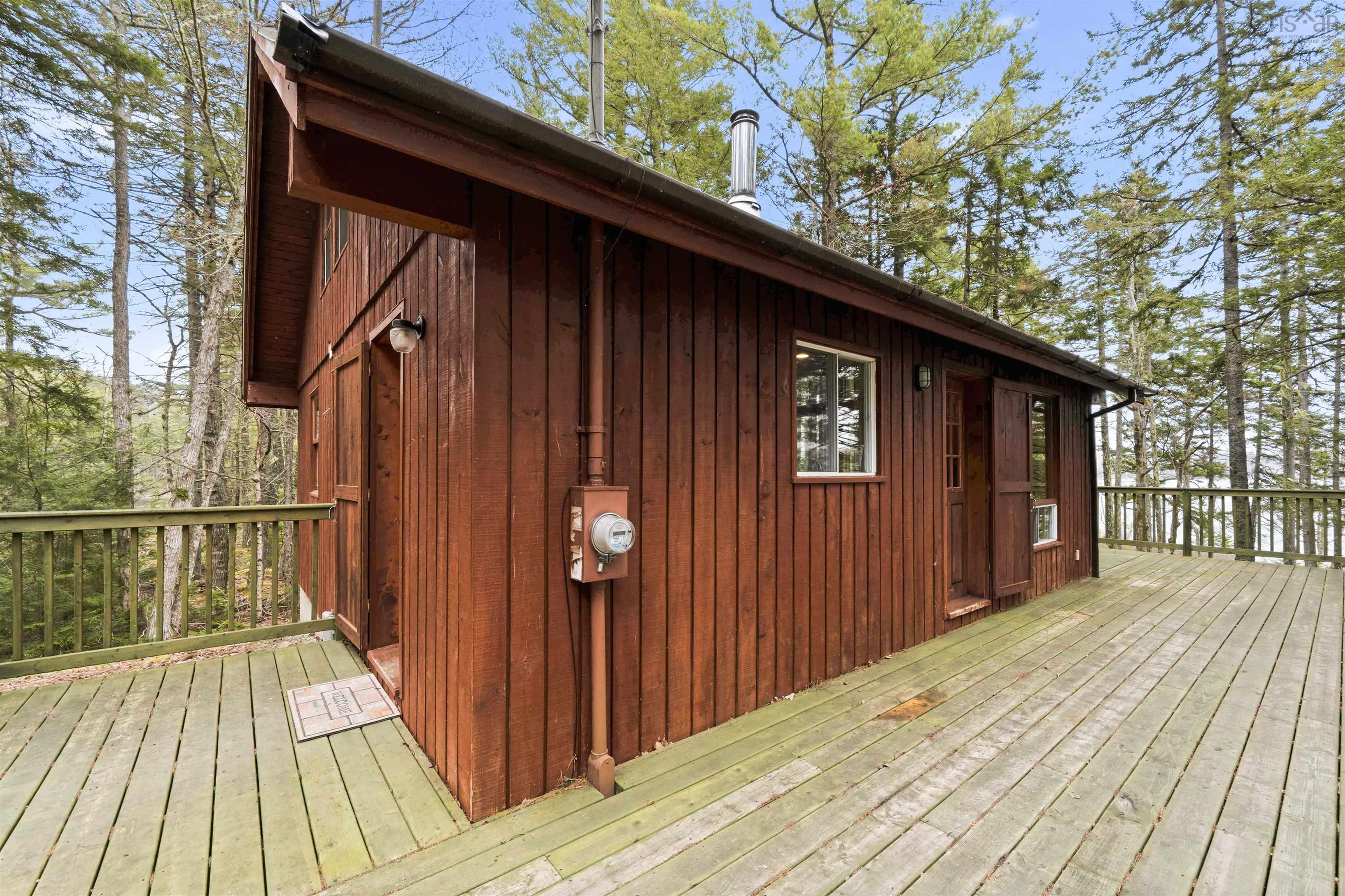 $395,000.00: 442 Narrows Road, Labelle