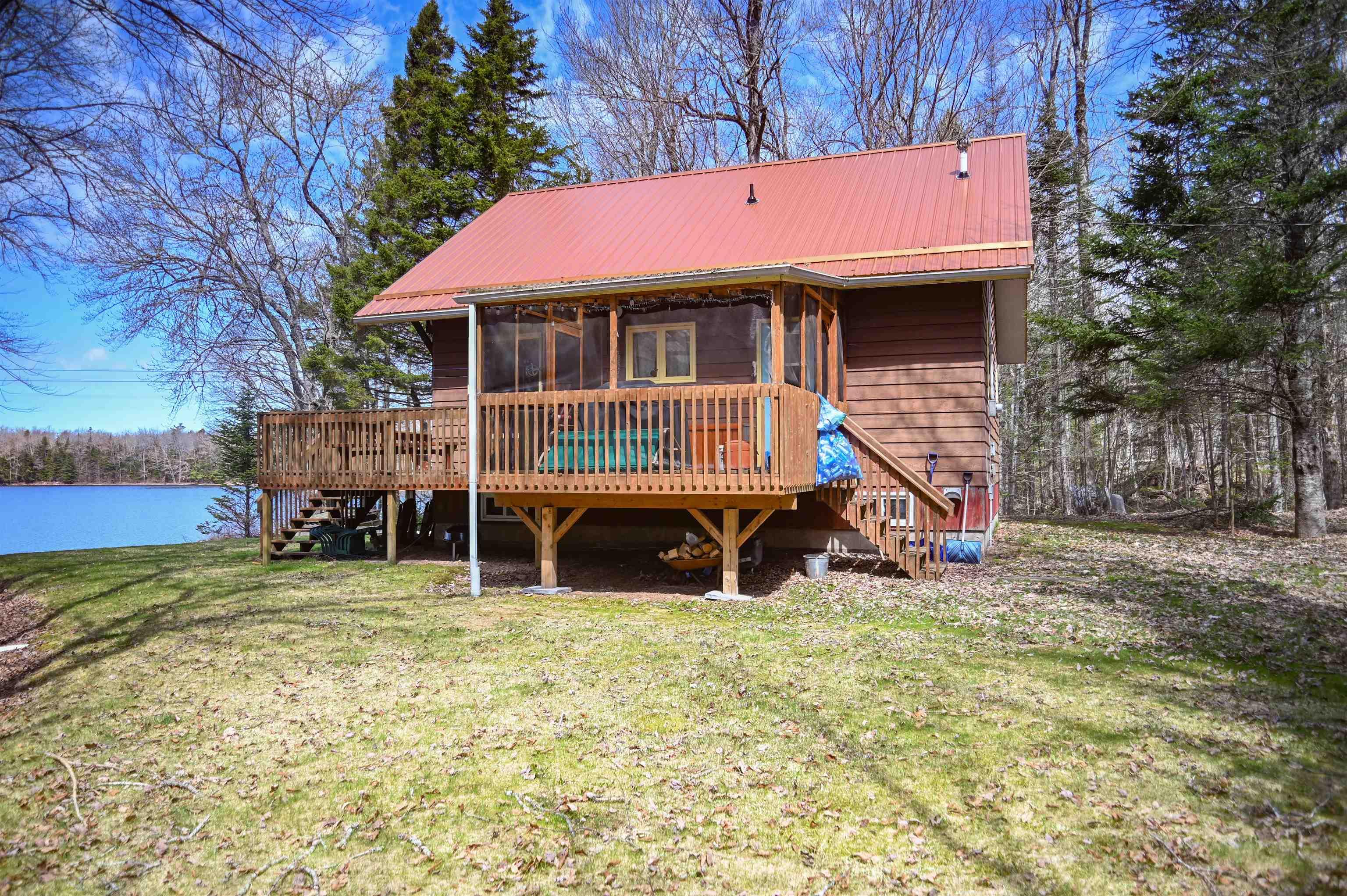 $350,000.00: 577 Lakecrest Drive, Armstrong Lake