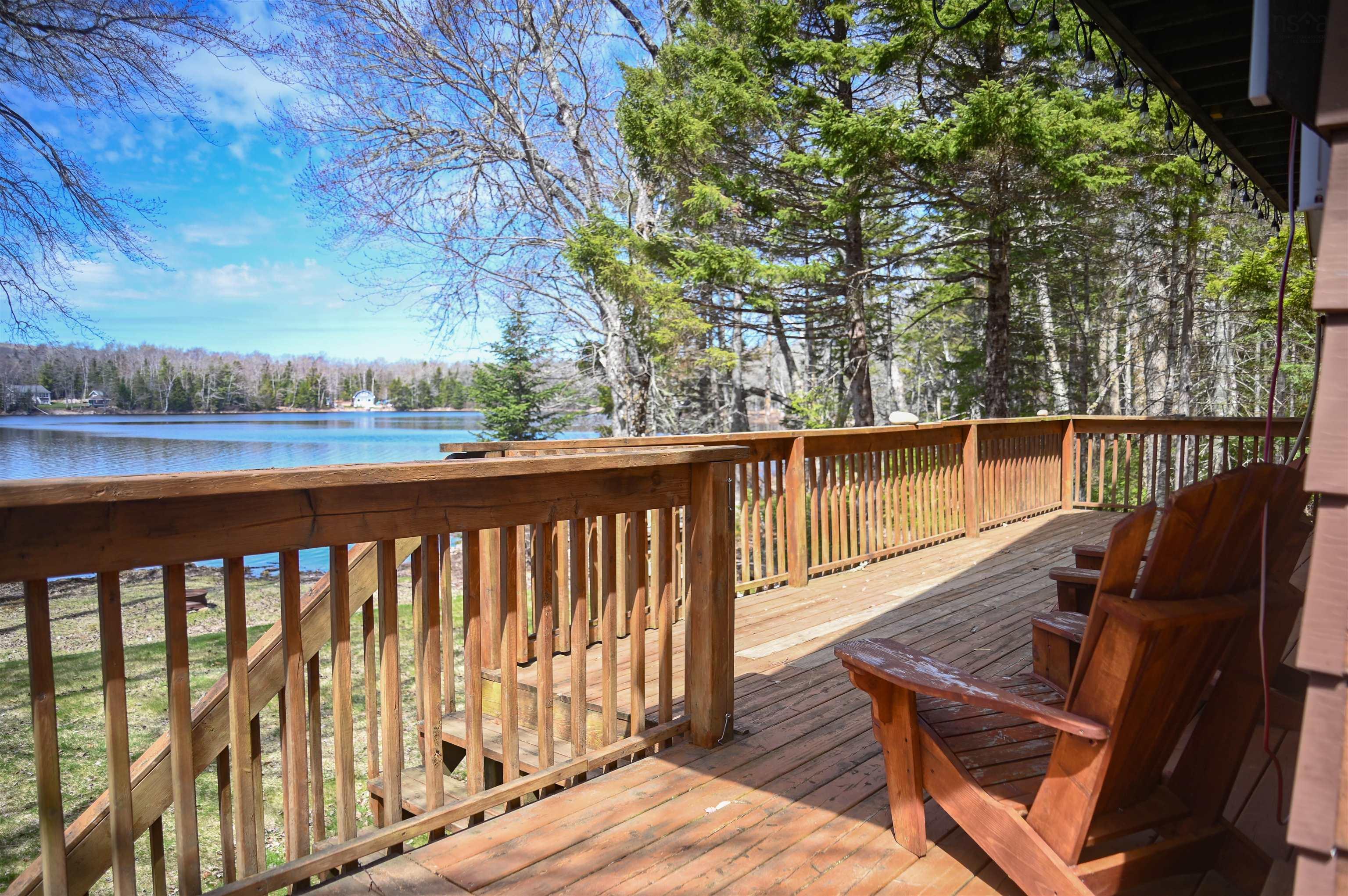 $350,000.00: 577 Lakecrest Drive, Armstrong Lake