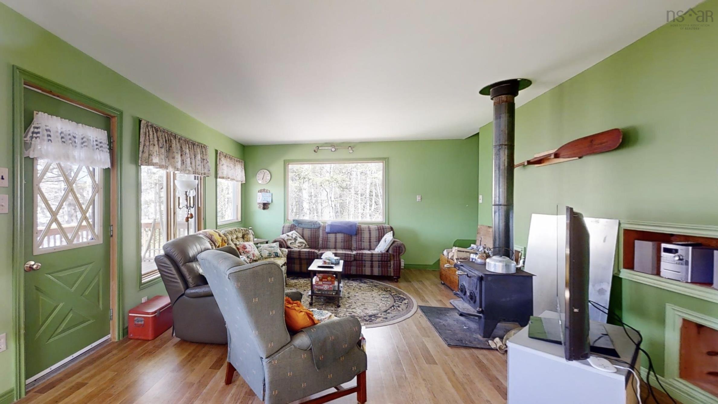 $350,000.00: 577 Lakecrest Drive, Armstrong Lake