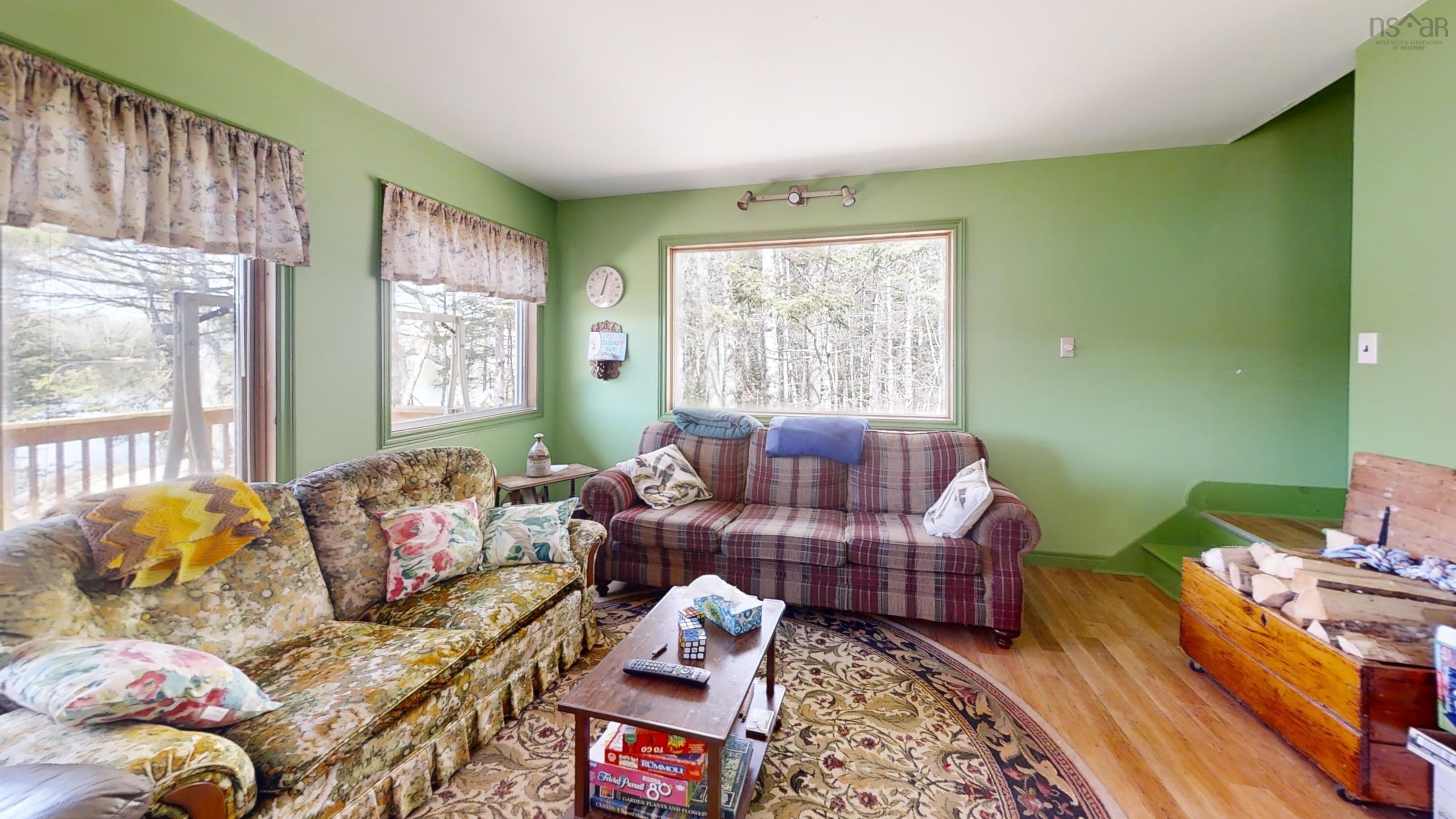 $350,000.00: 577 Lakecrest Drive, Armstrong Lake
