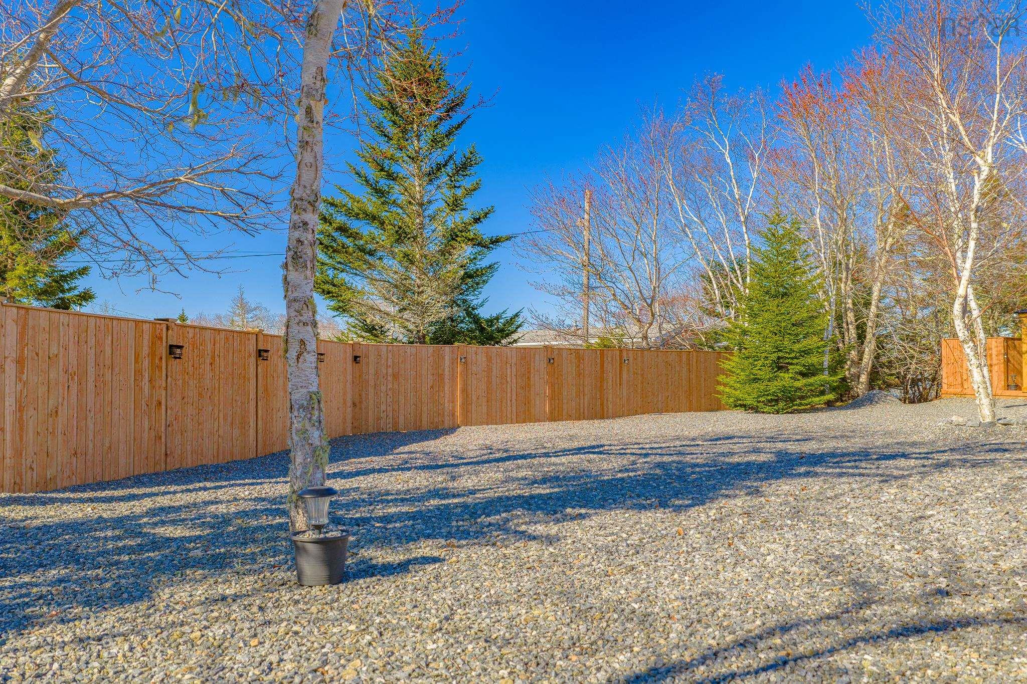 $479,000.00: 247 Scotia Drive, Goose Lake