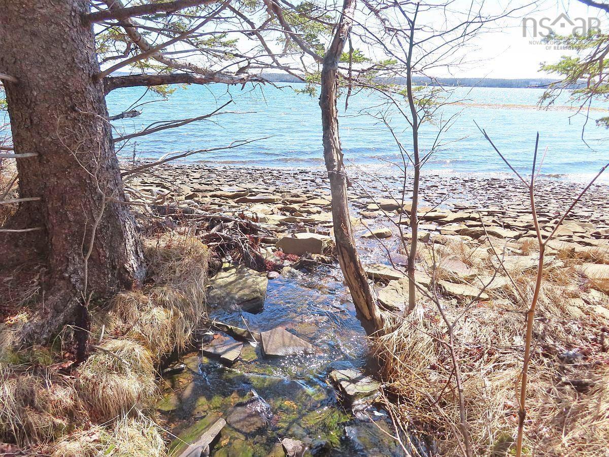 $425,000.00: 76 Acres Perry Lane, Lennox Passage