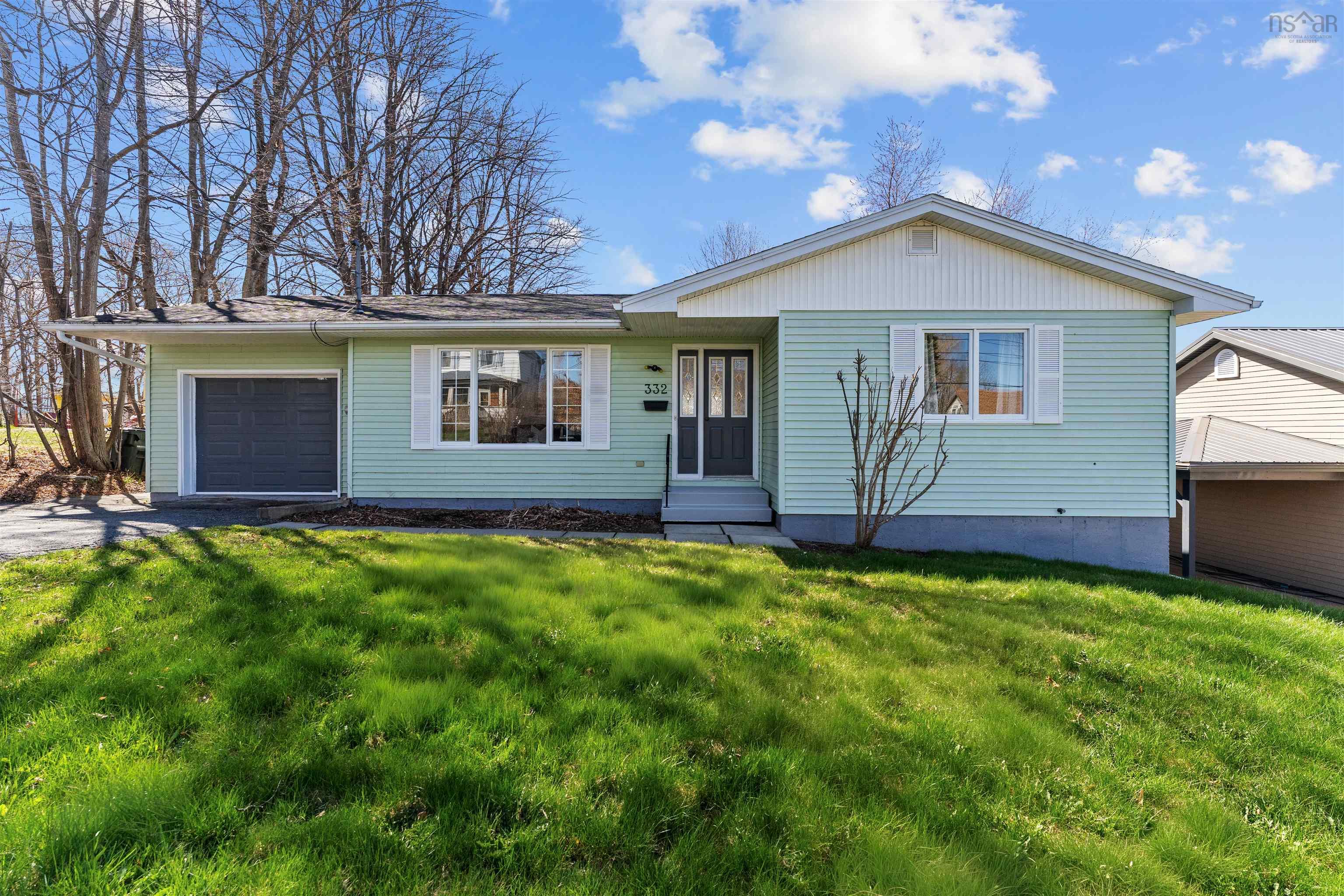 $459,900.00: 332 Wilson Street, Windsor