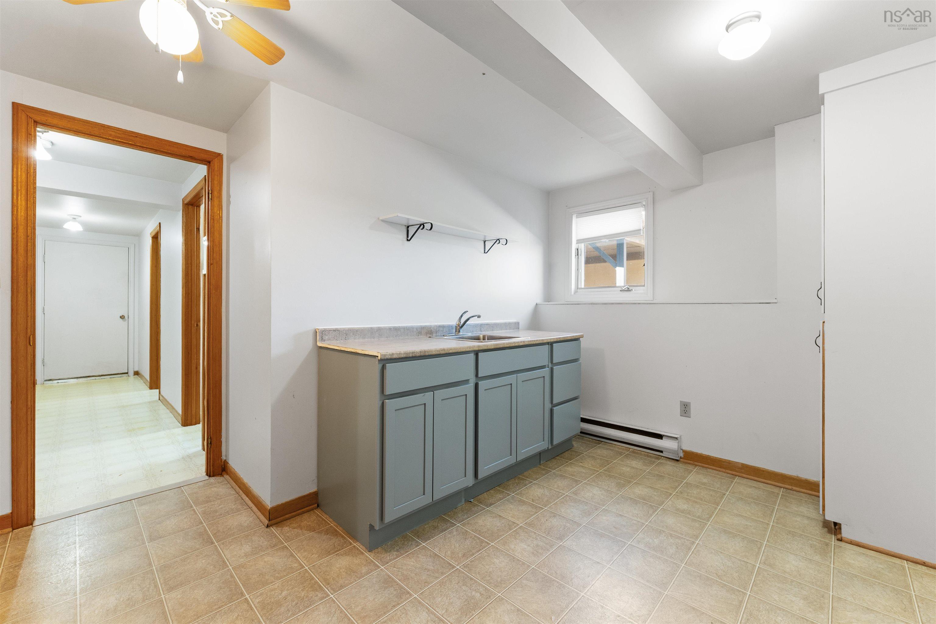 $459,900.00: 332 Wilson Street, Windsor