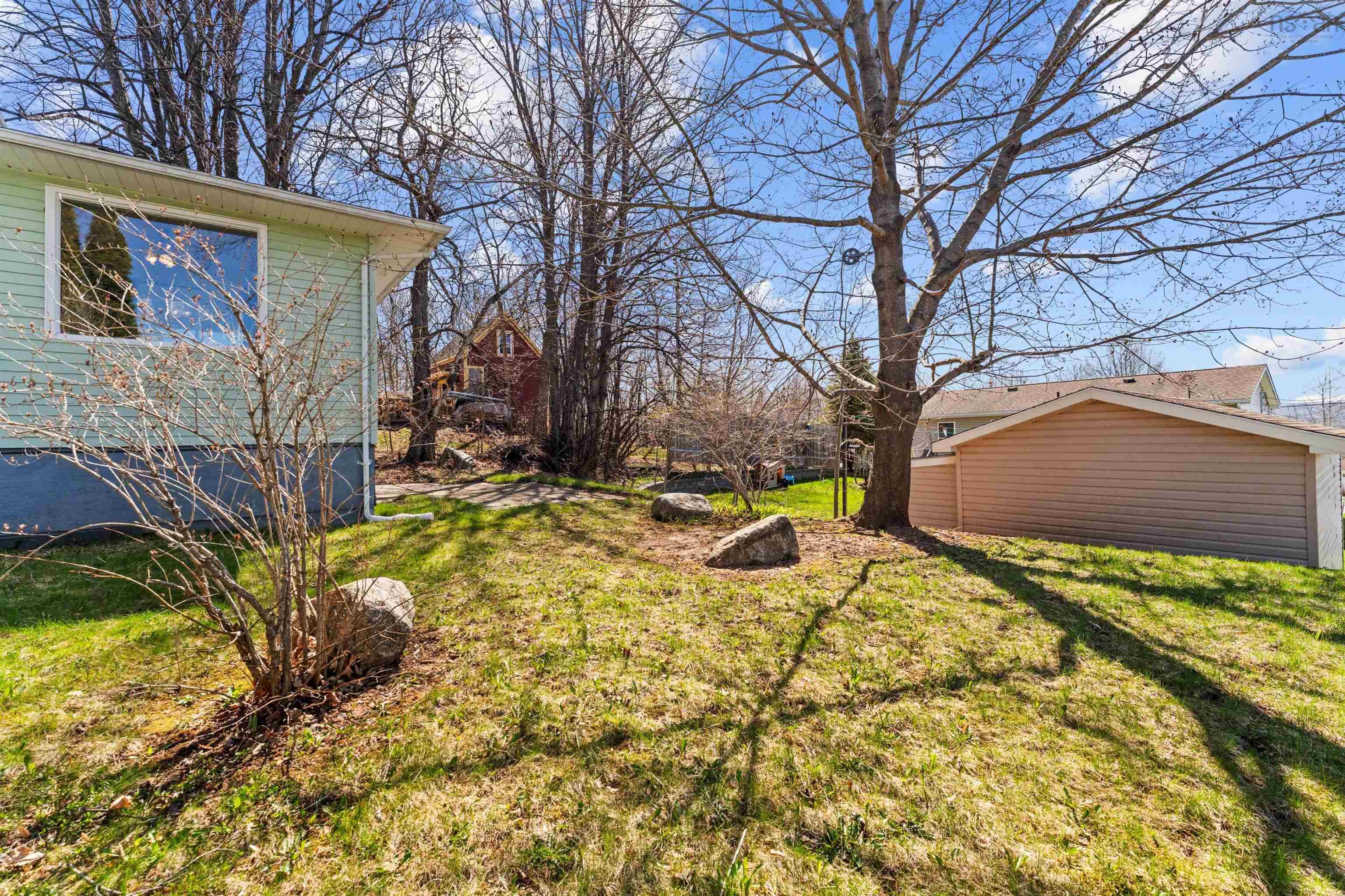$459,900.00: 332 Wilson Street, Windsor